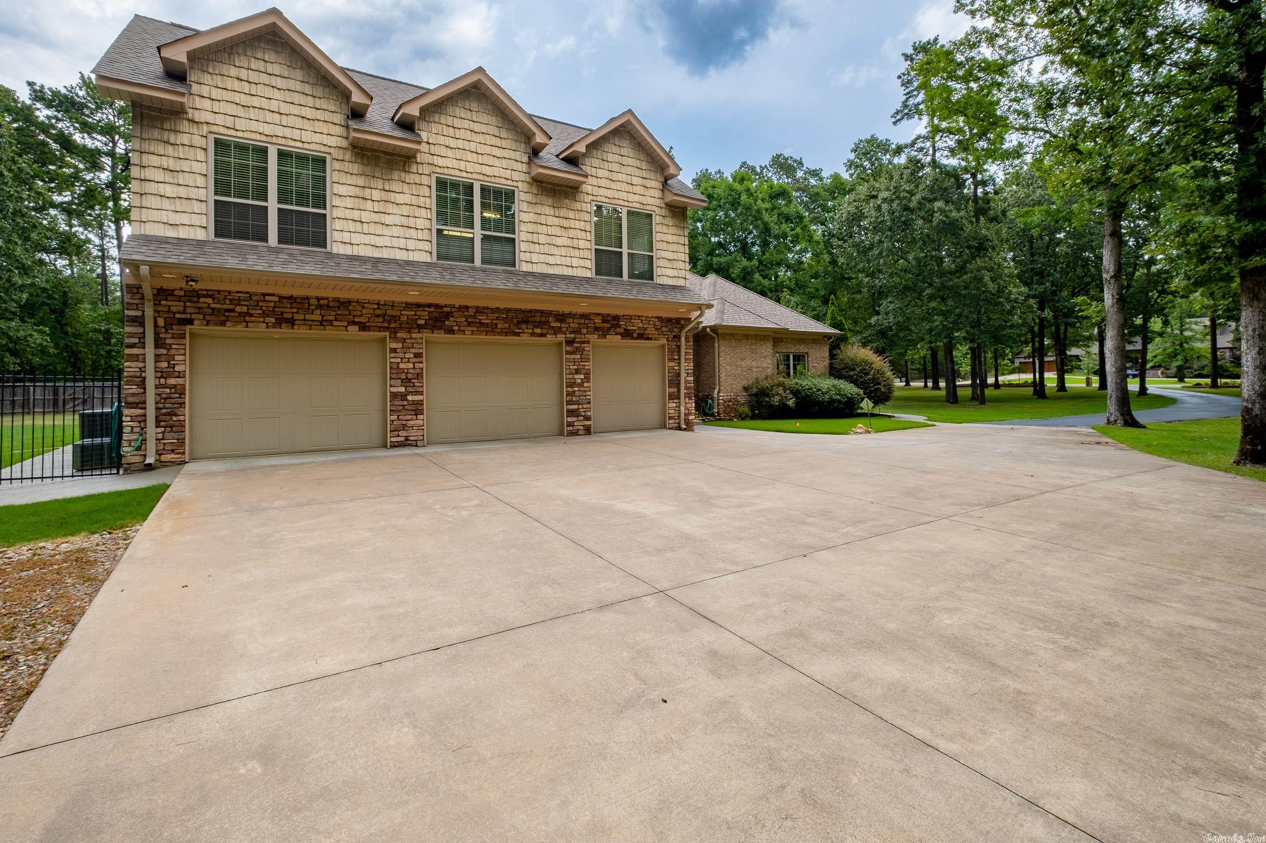 FERNCREST ESTATES - Residential