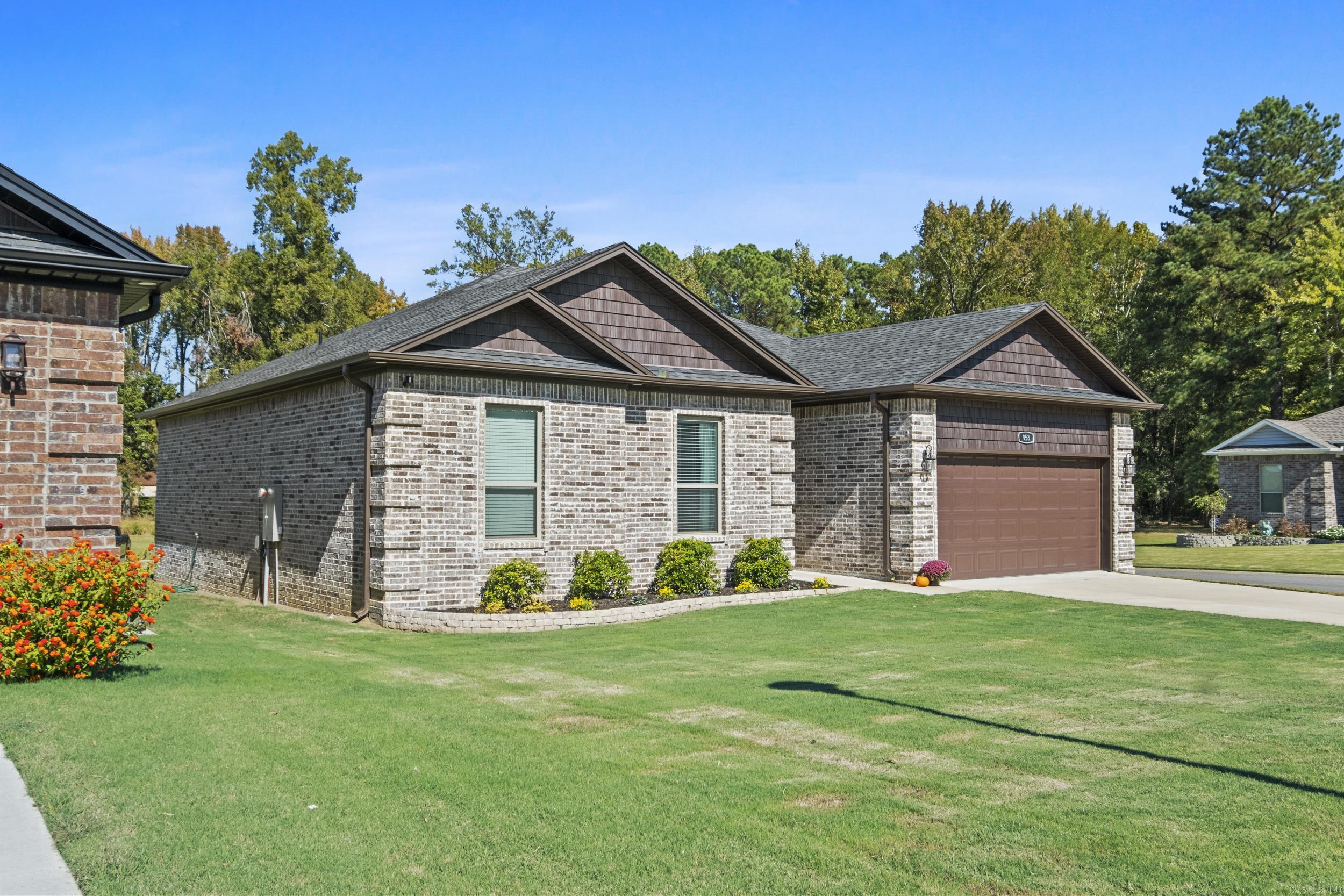 VILLA VISTA - Residential