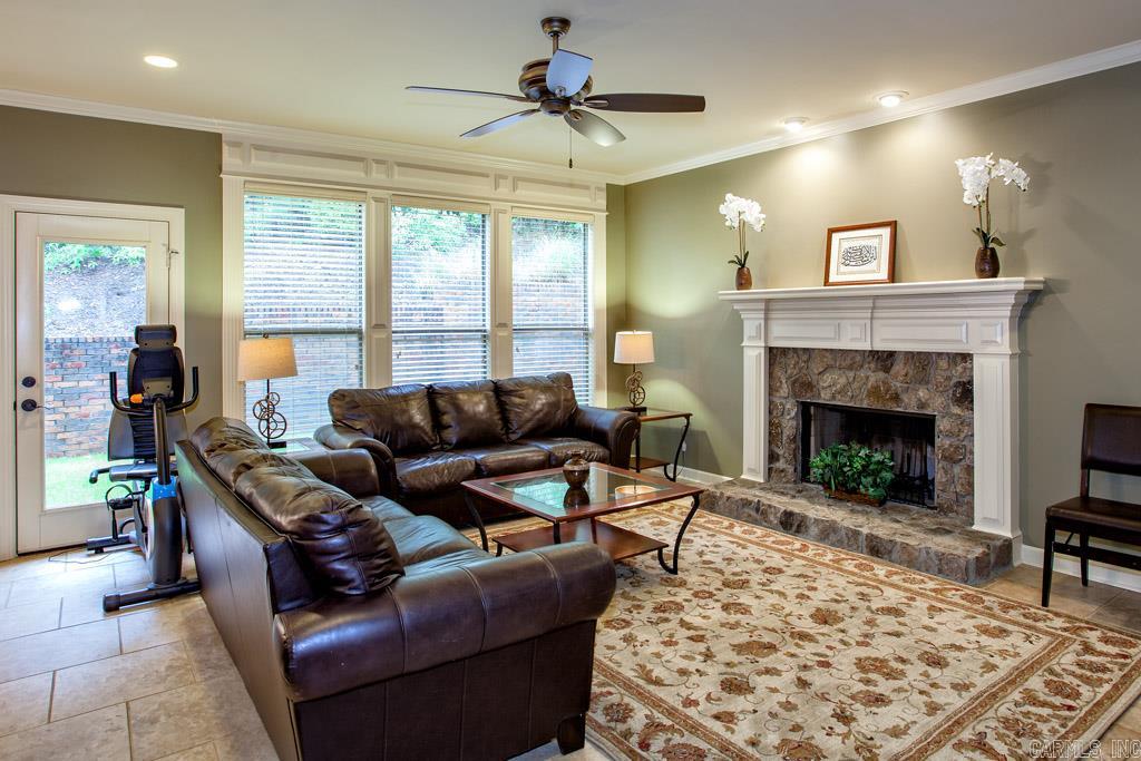 CHENAL VALLEY MARGEUAX - Residential