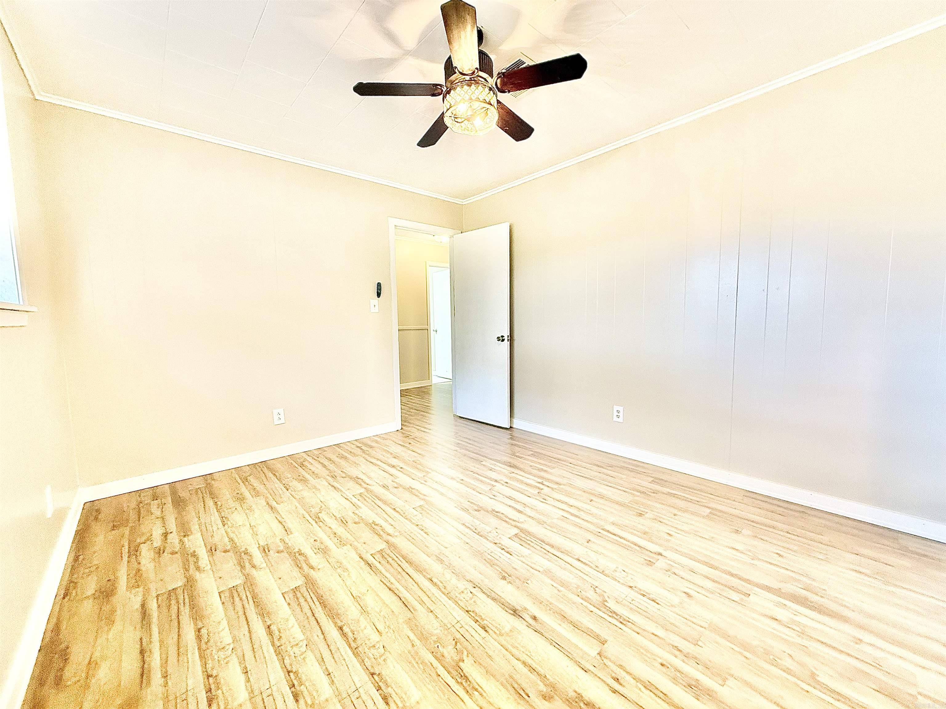 OAKHURST F - Residential
