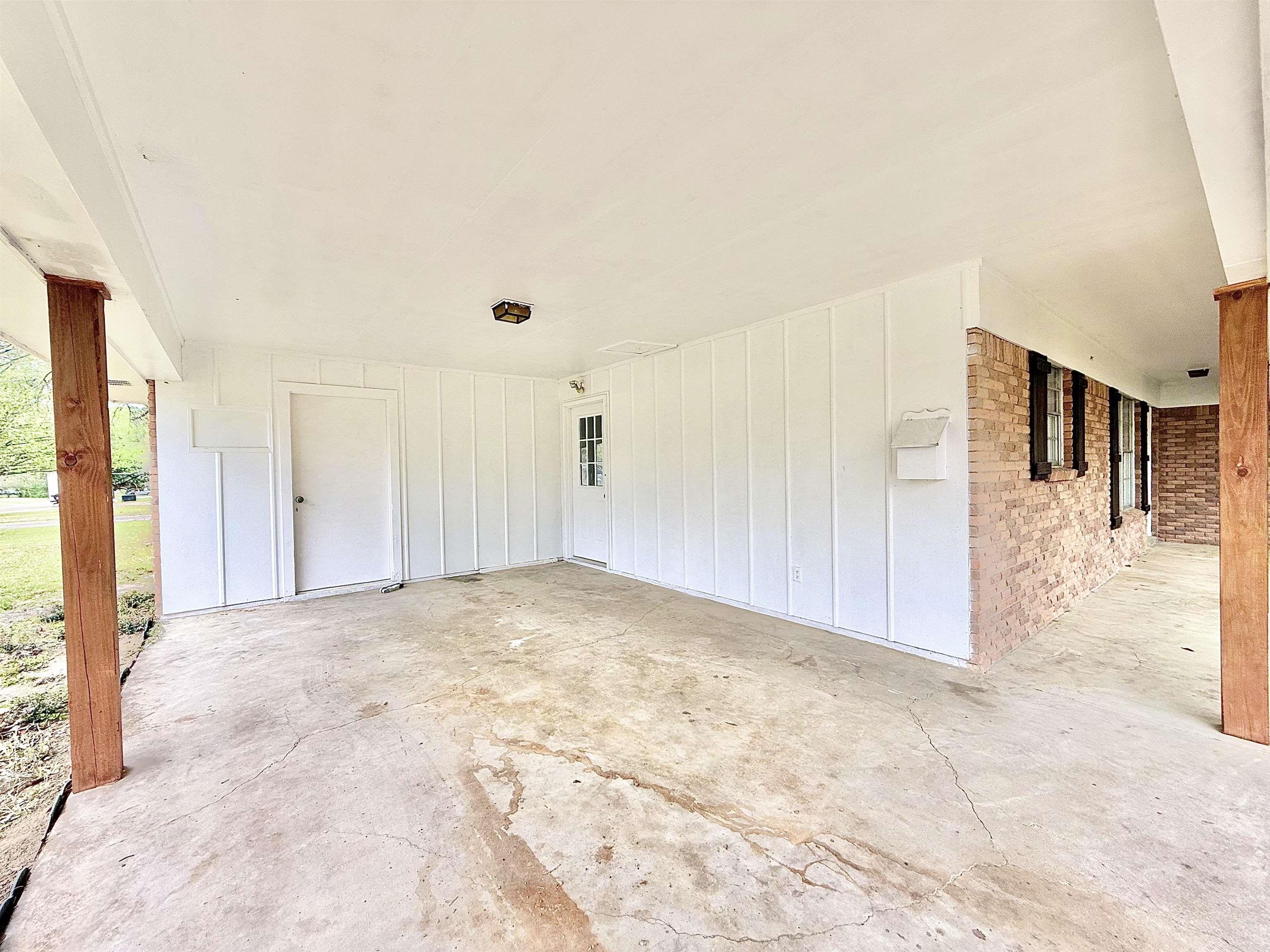 OAKHURST F - Residential
