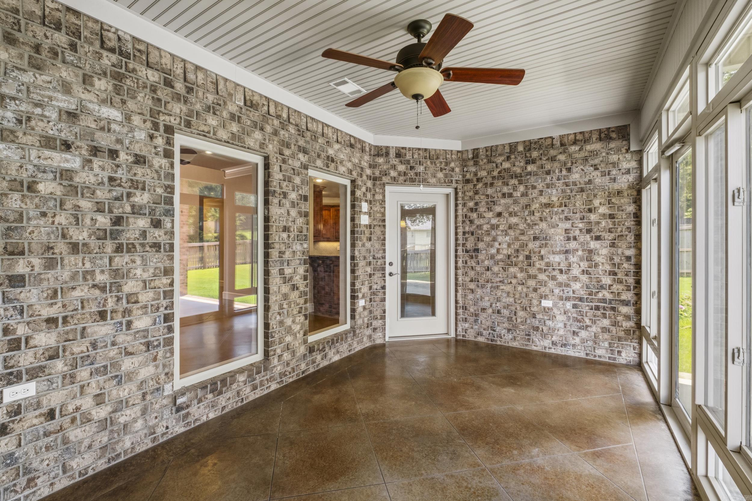 CREEKSIDE ADDN - Residential