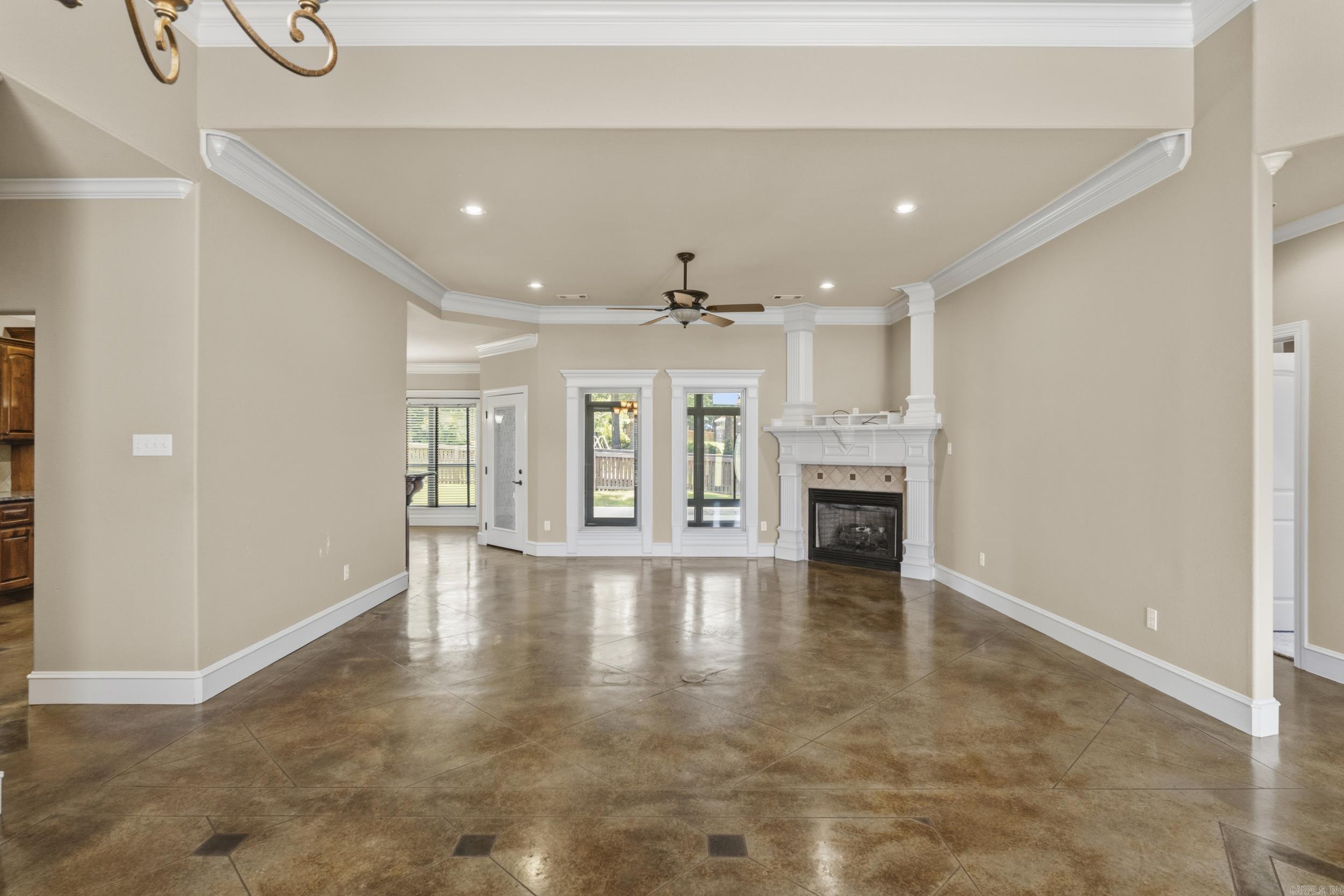 CREEKSIDE ADDN - Residential