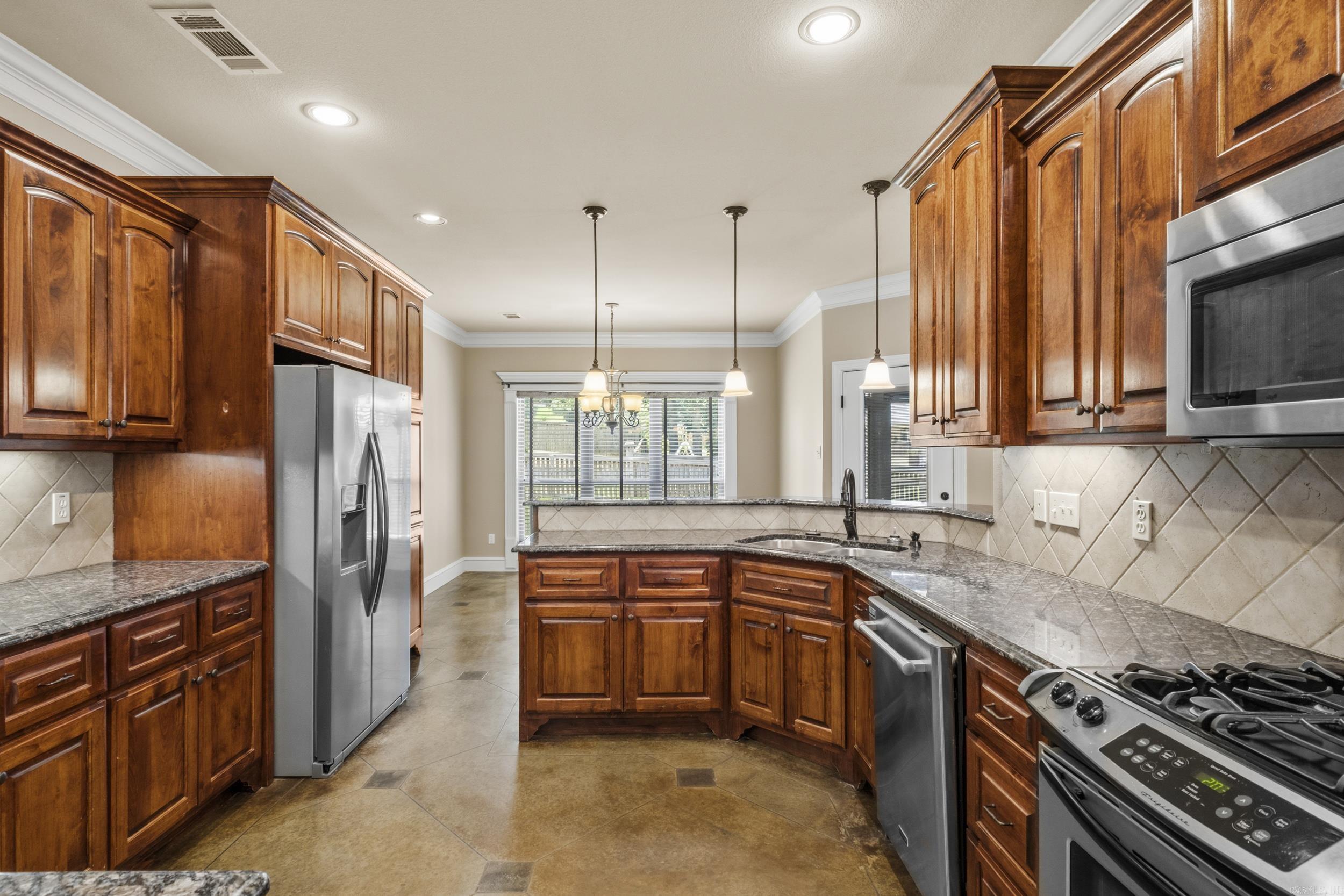 CREEKSIDE ADDN - Residential