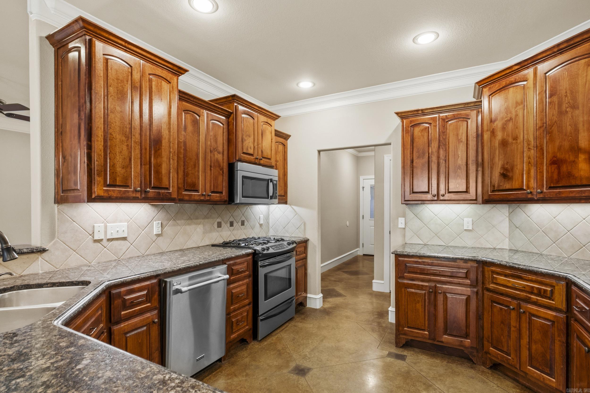 CREEKSIDE ADDN - Residential