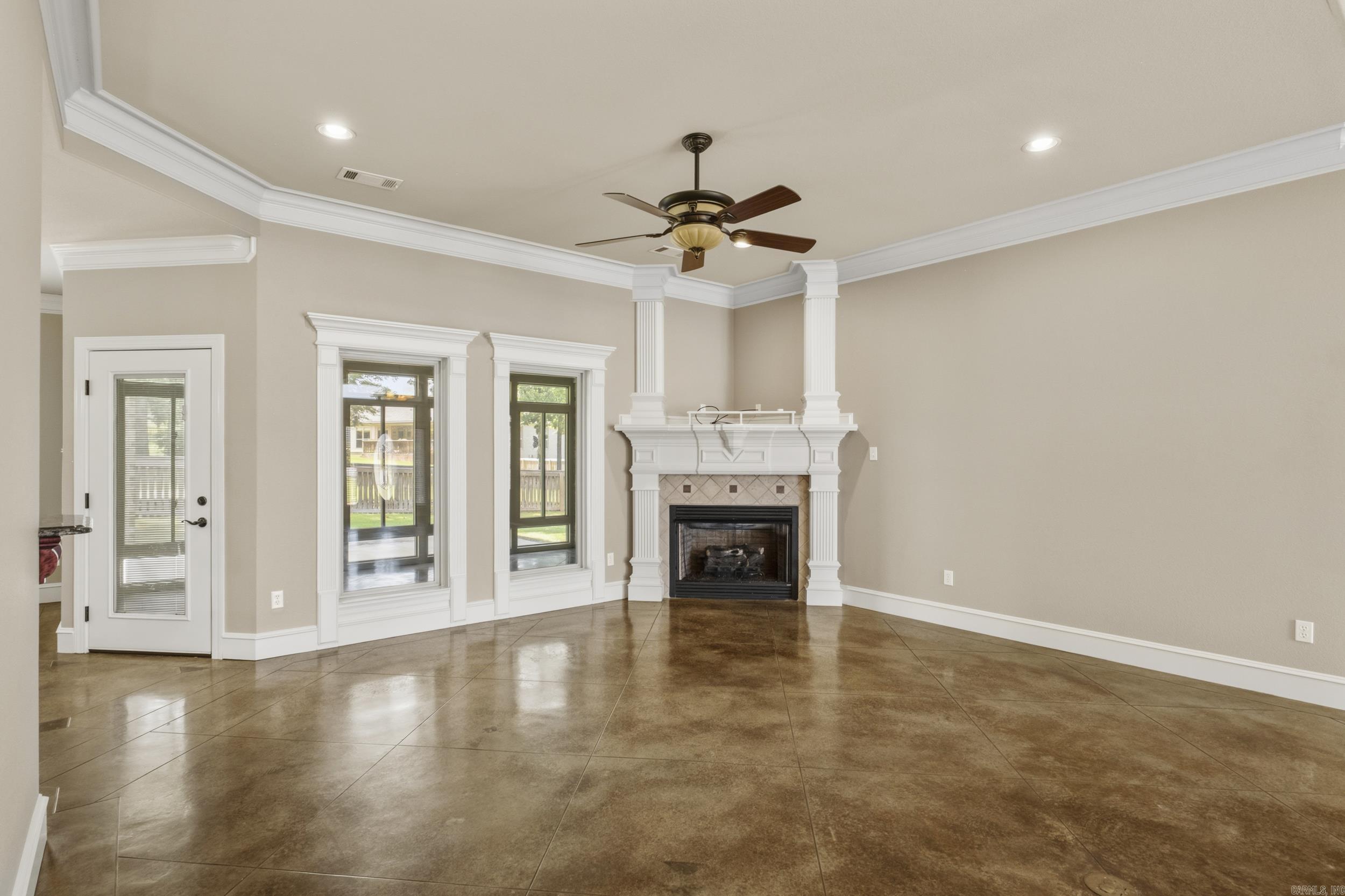 CREEKSIDE ADDN - Residential