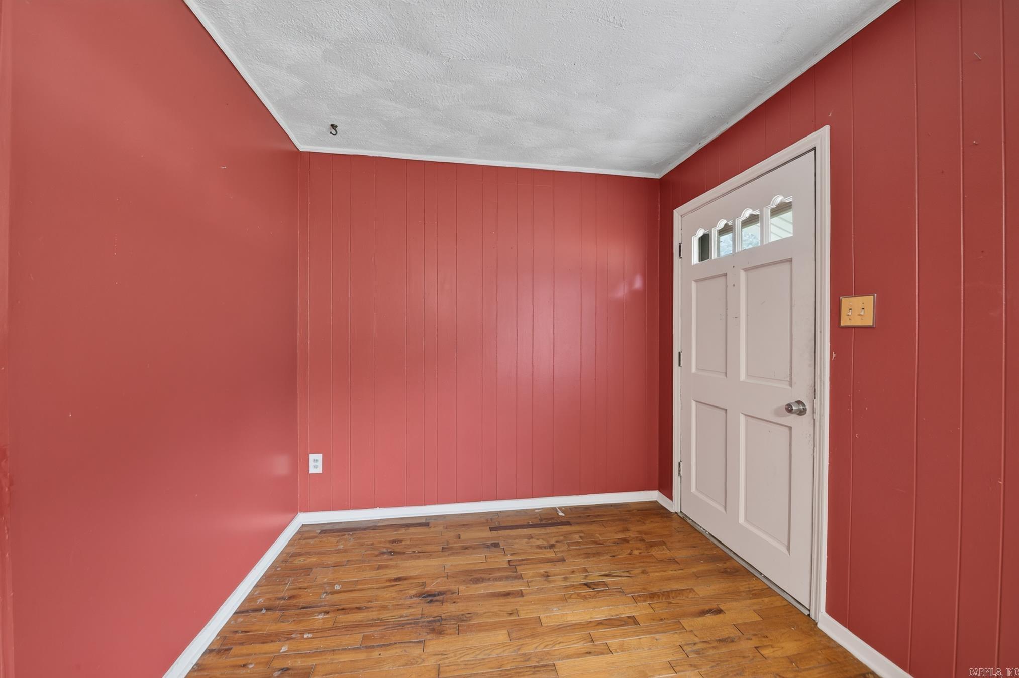 MACON HEIGHTS - Residential