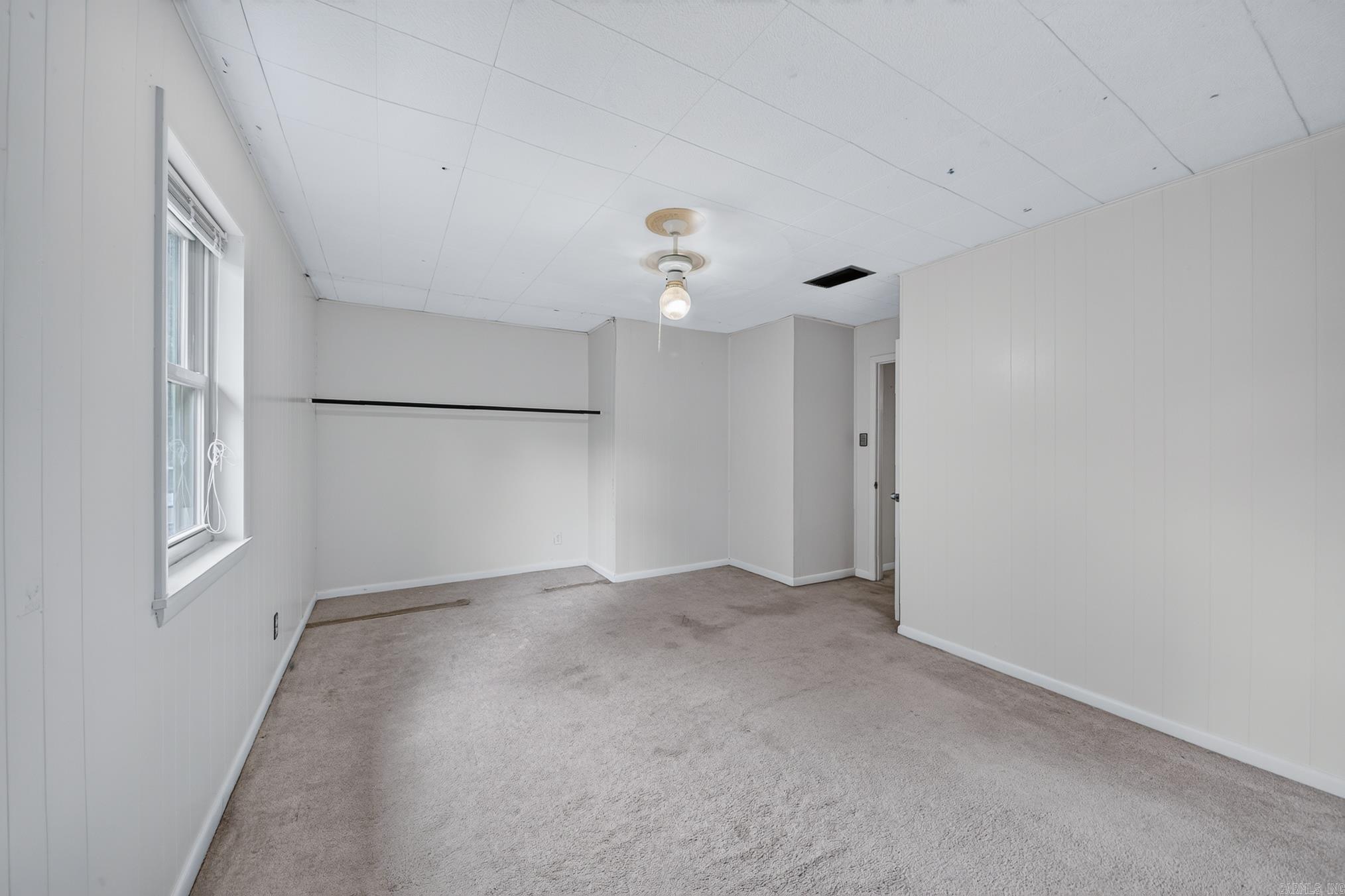 MACON HEIGHTS - Residential
