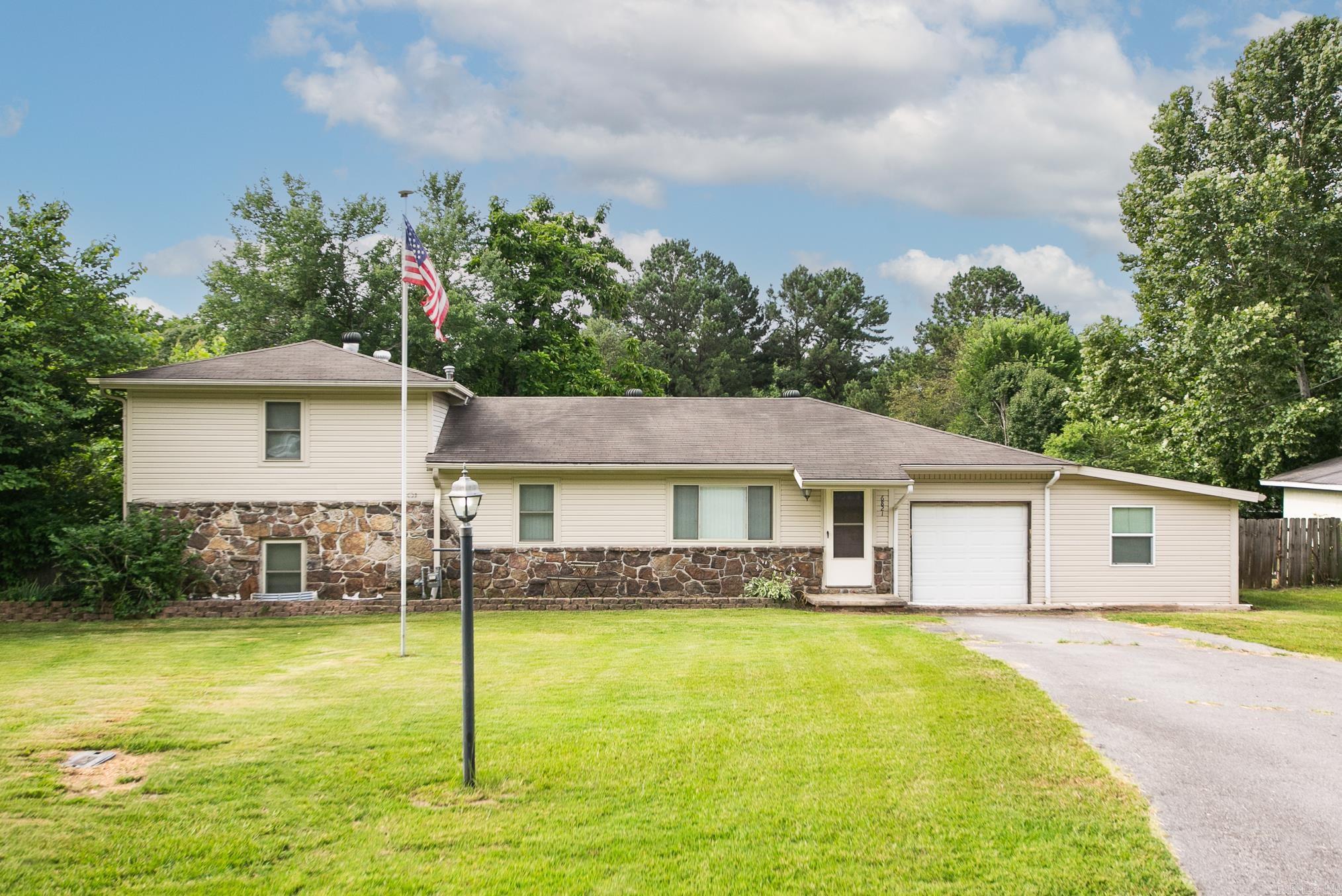 MACON HEIGHTS - Residential
