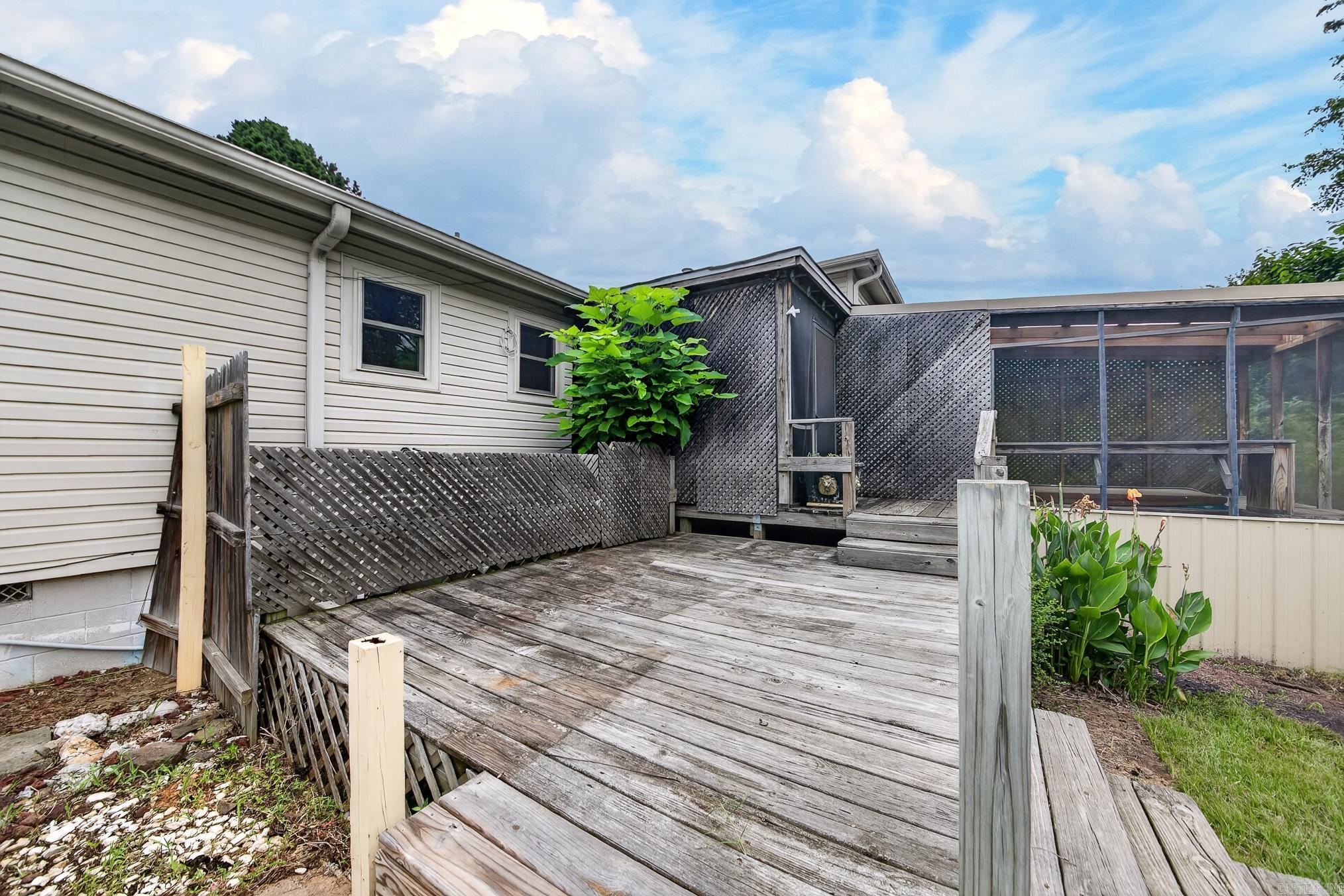 MACON HEIGHTS - Residential
