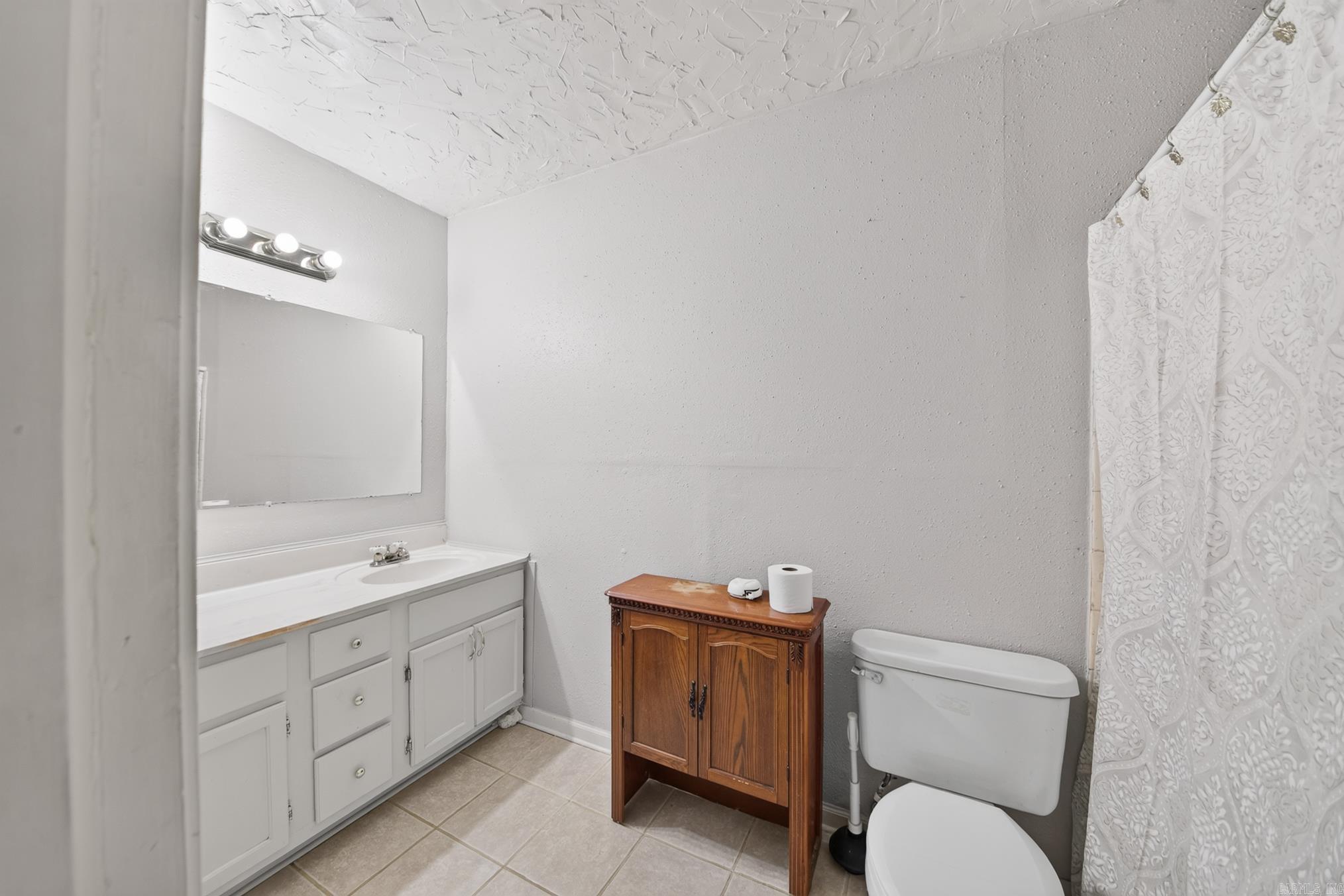 MACON HEIGHTS - Residential