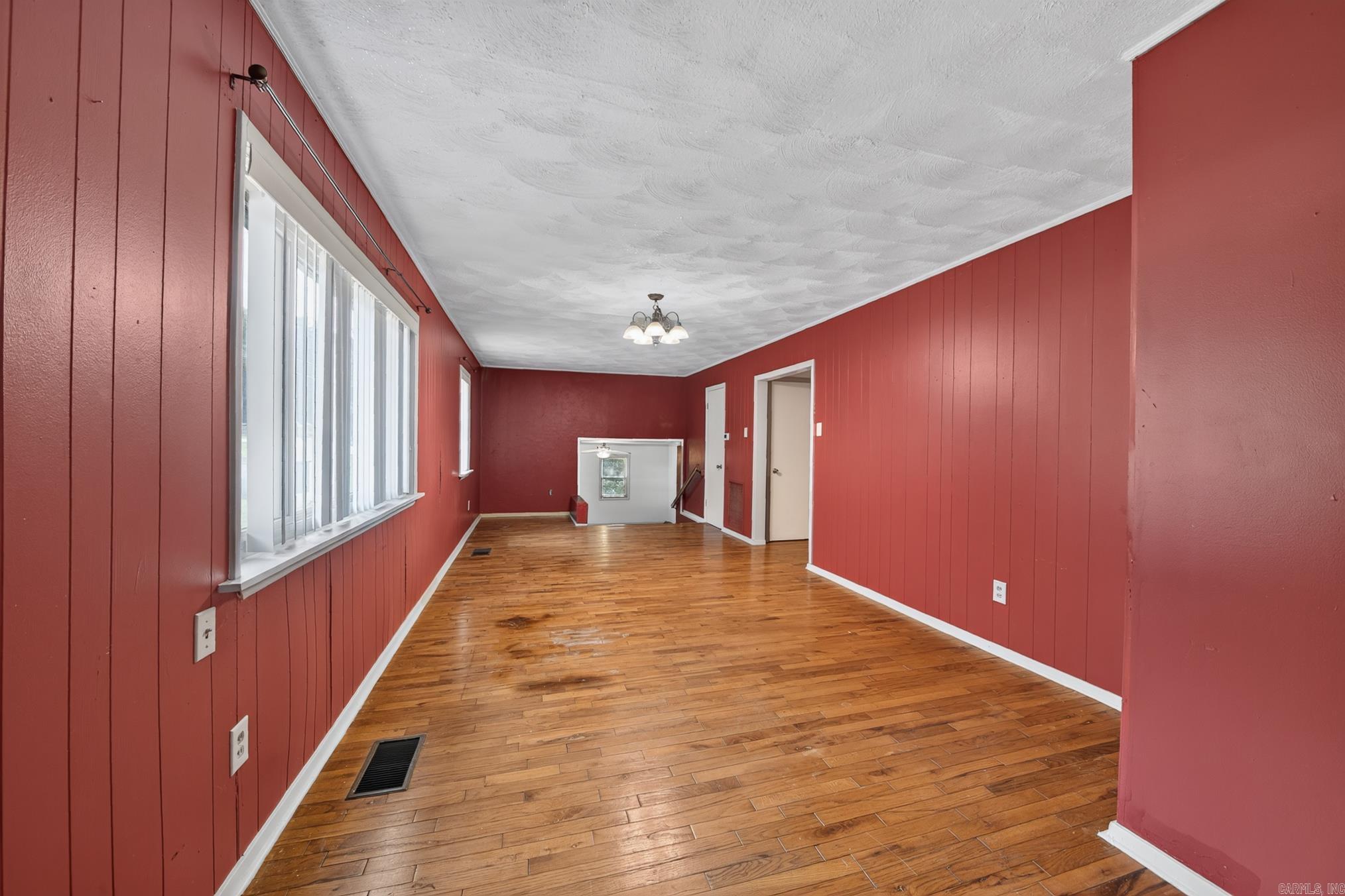 MACON HEIGHTS - Residential