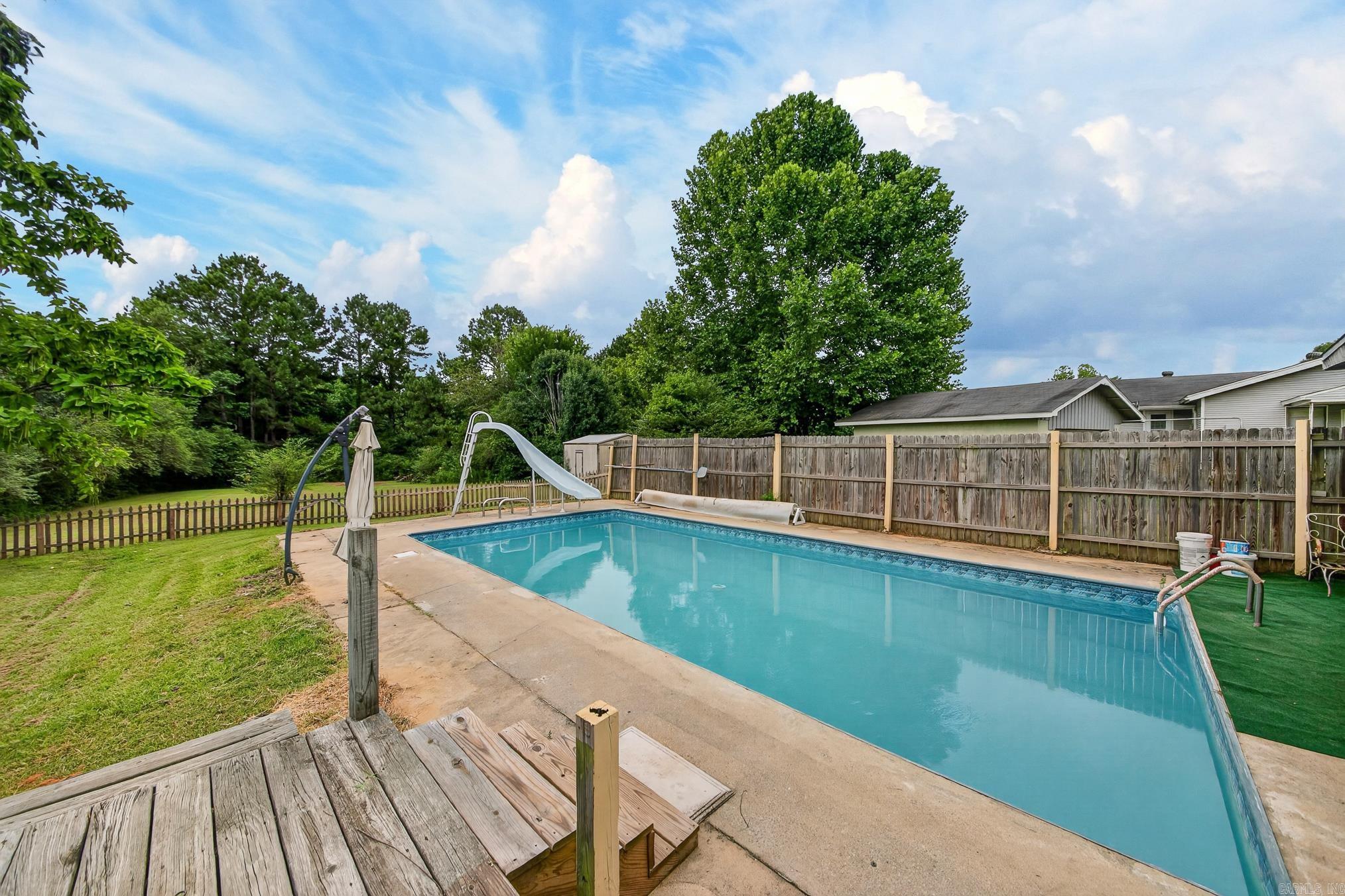 MACON HEIGHTS - Residential
