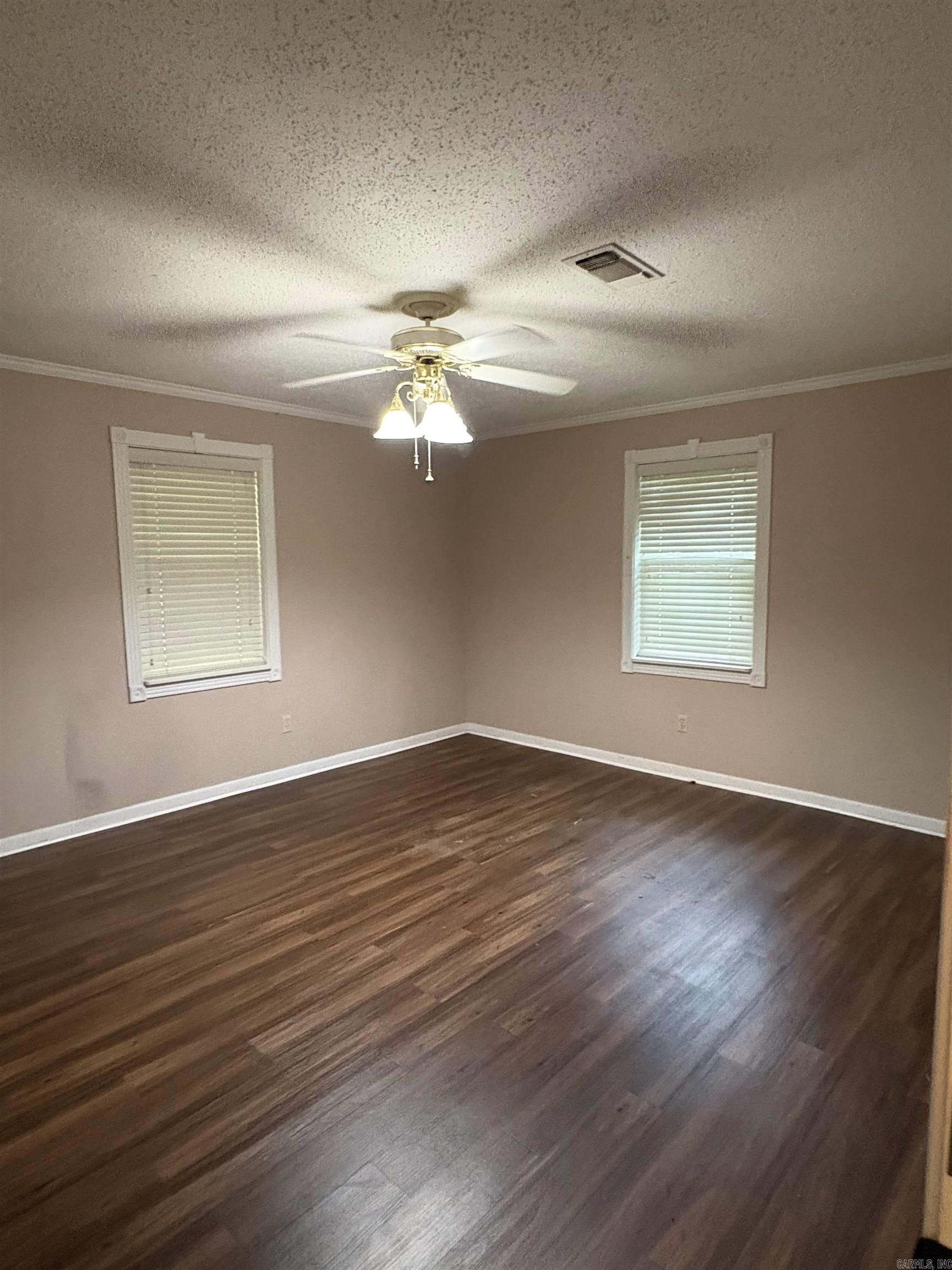 Pine Wood - Residential