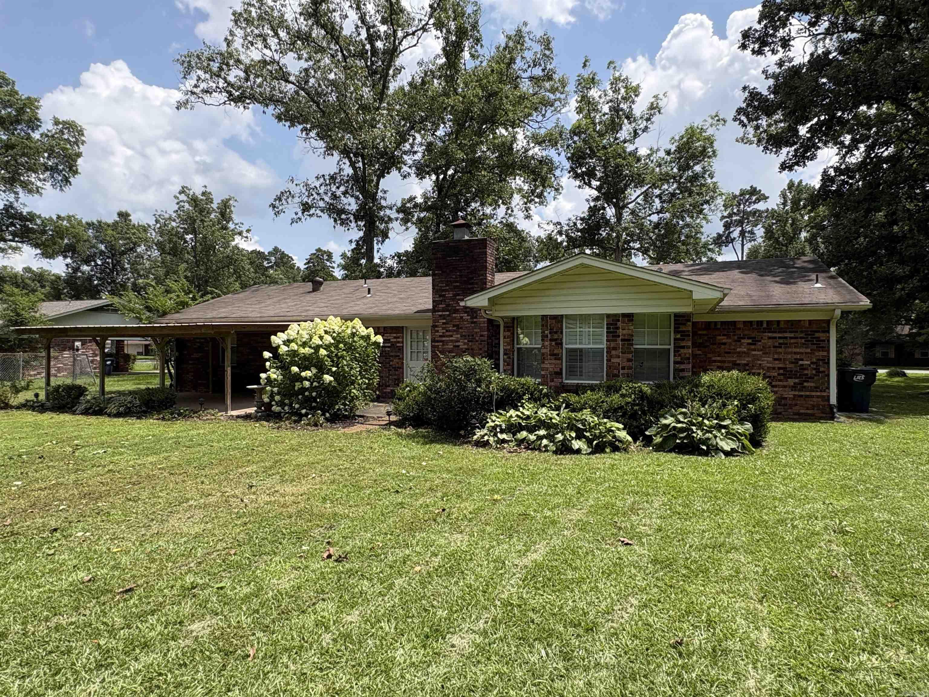 Pine Wood - Residential