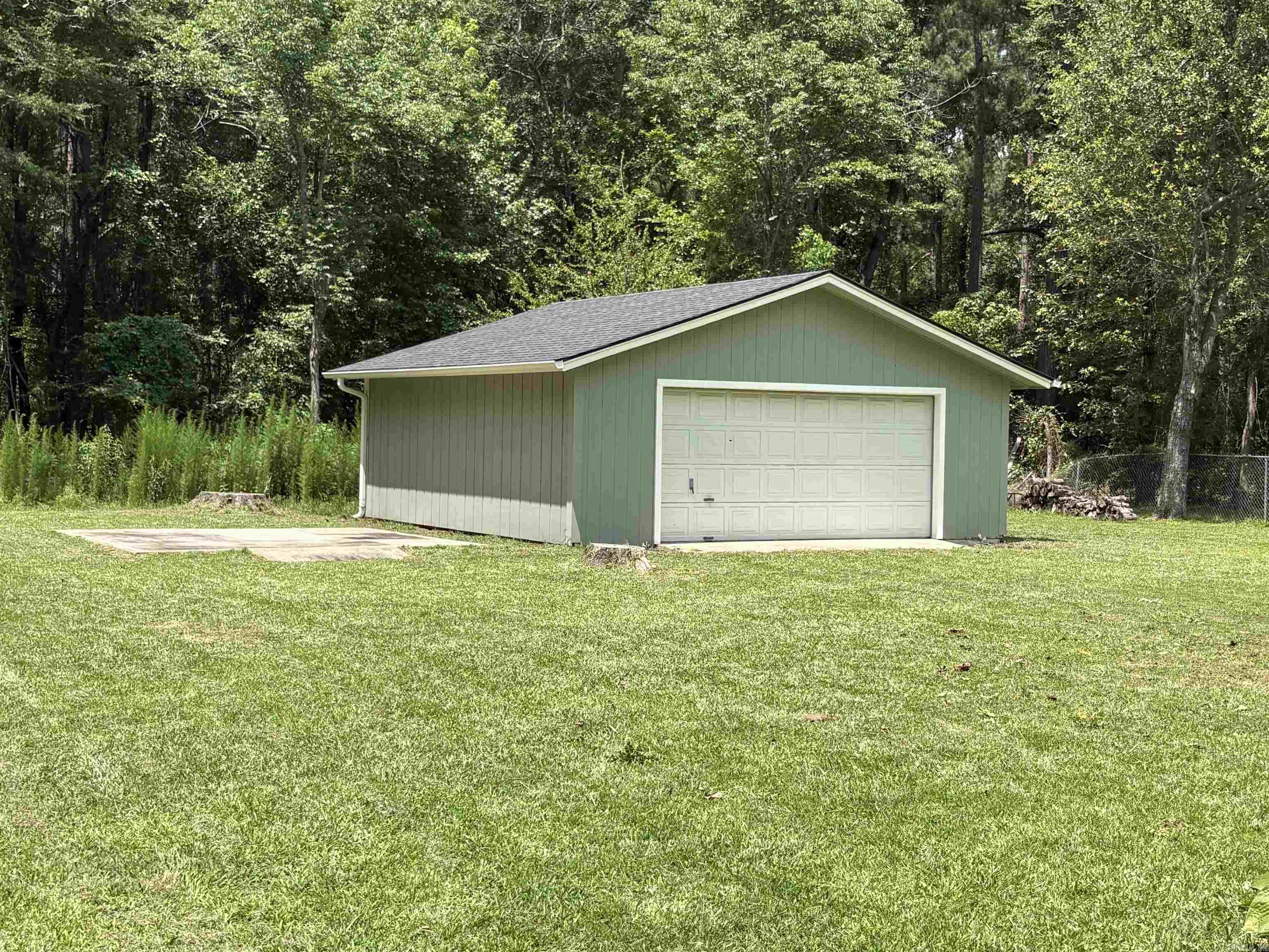 Pine Wood - Residential
