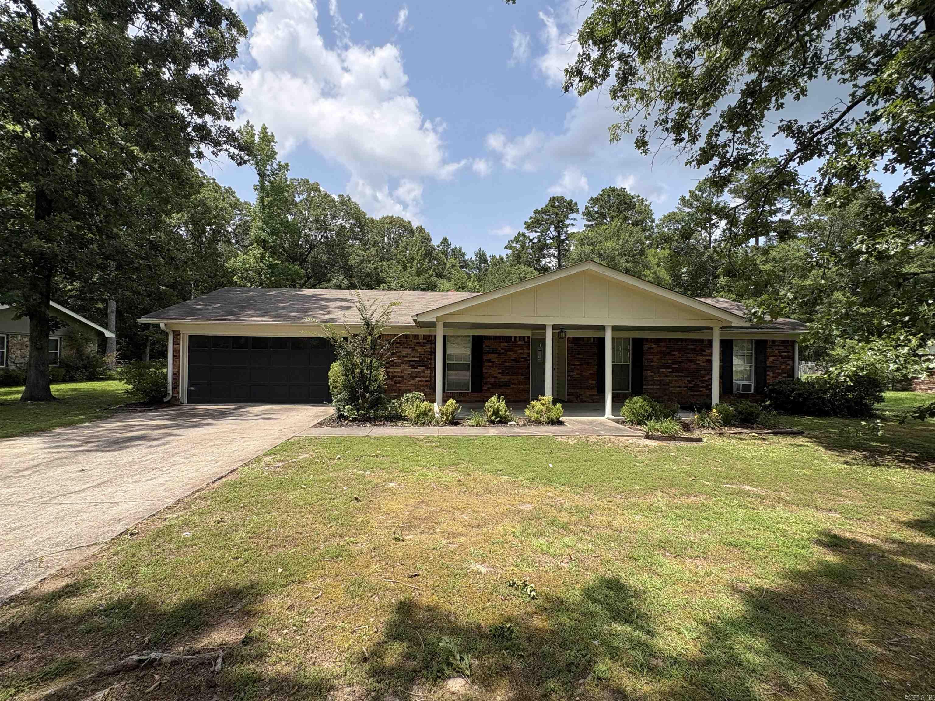 Pine Wood - Residential