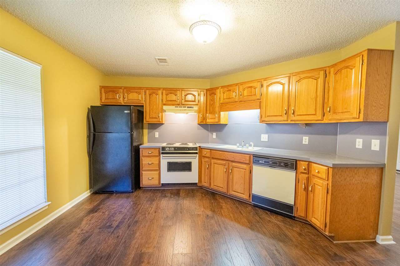 WEST MEADOWS ADD - Residential