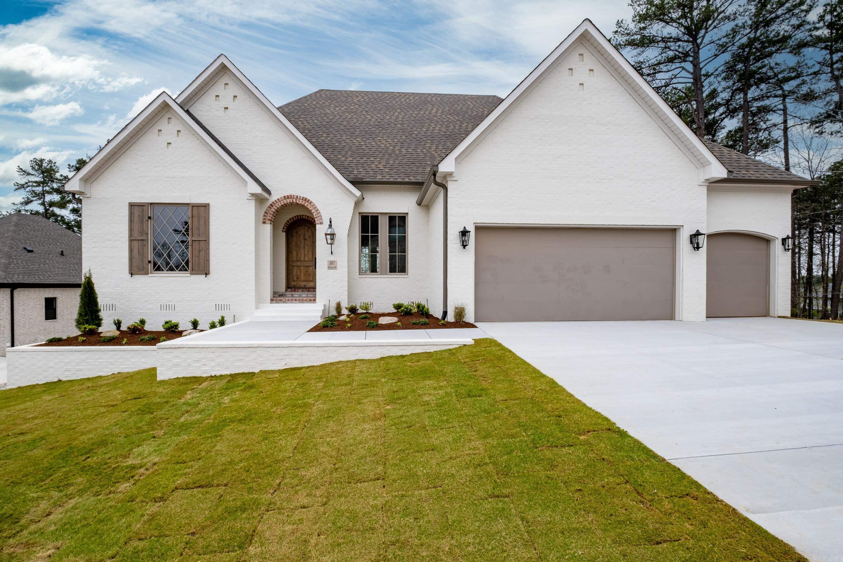 CHENAL VALLEY "FALSTONE COURT" - Residential