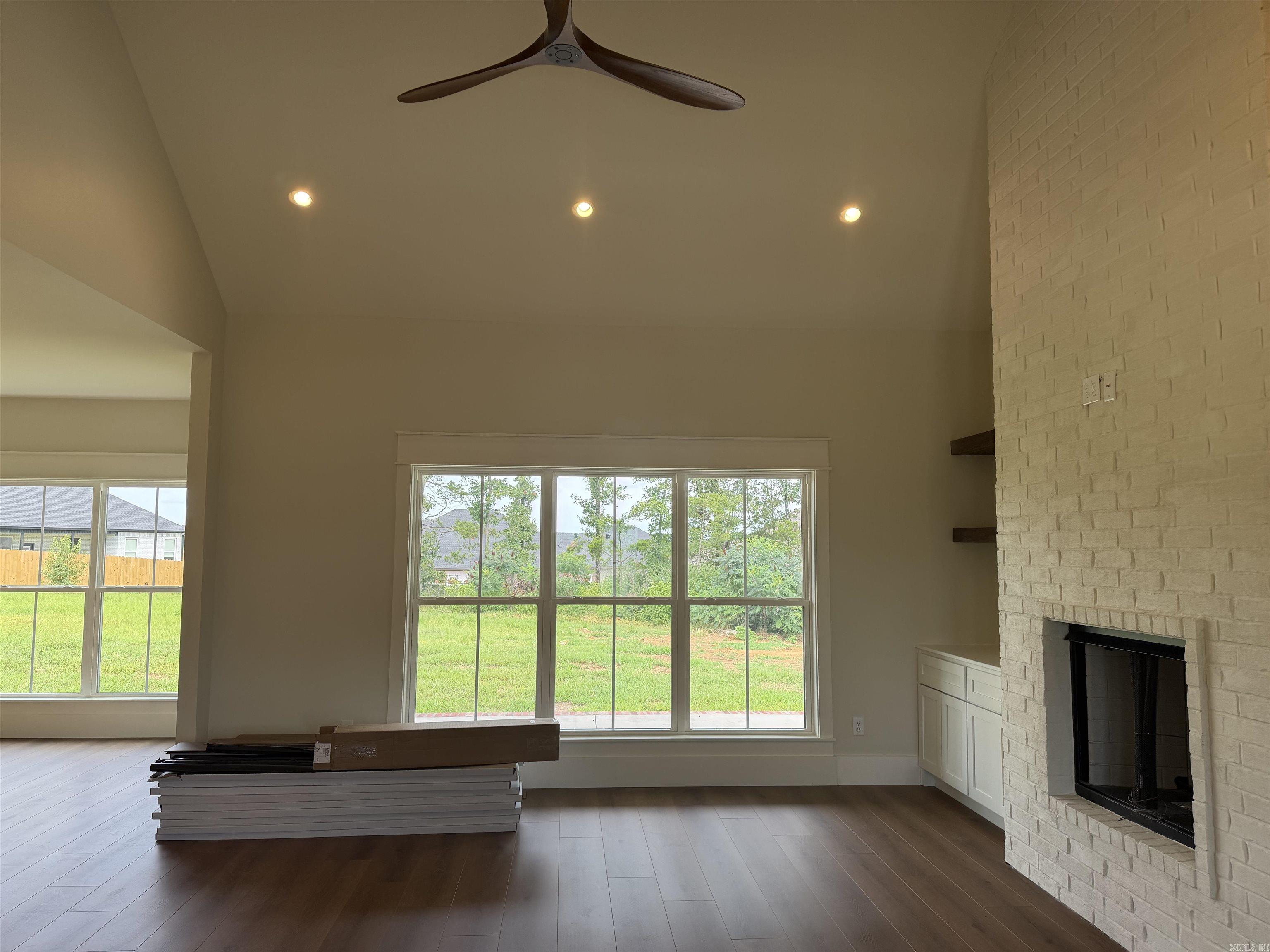 HIDDEN VALLEY ESTATES - Residential