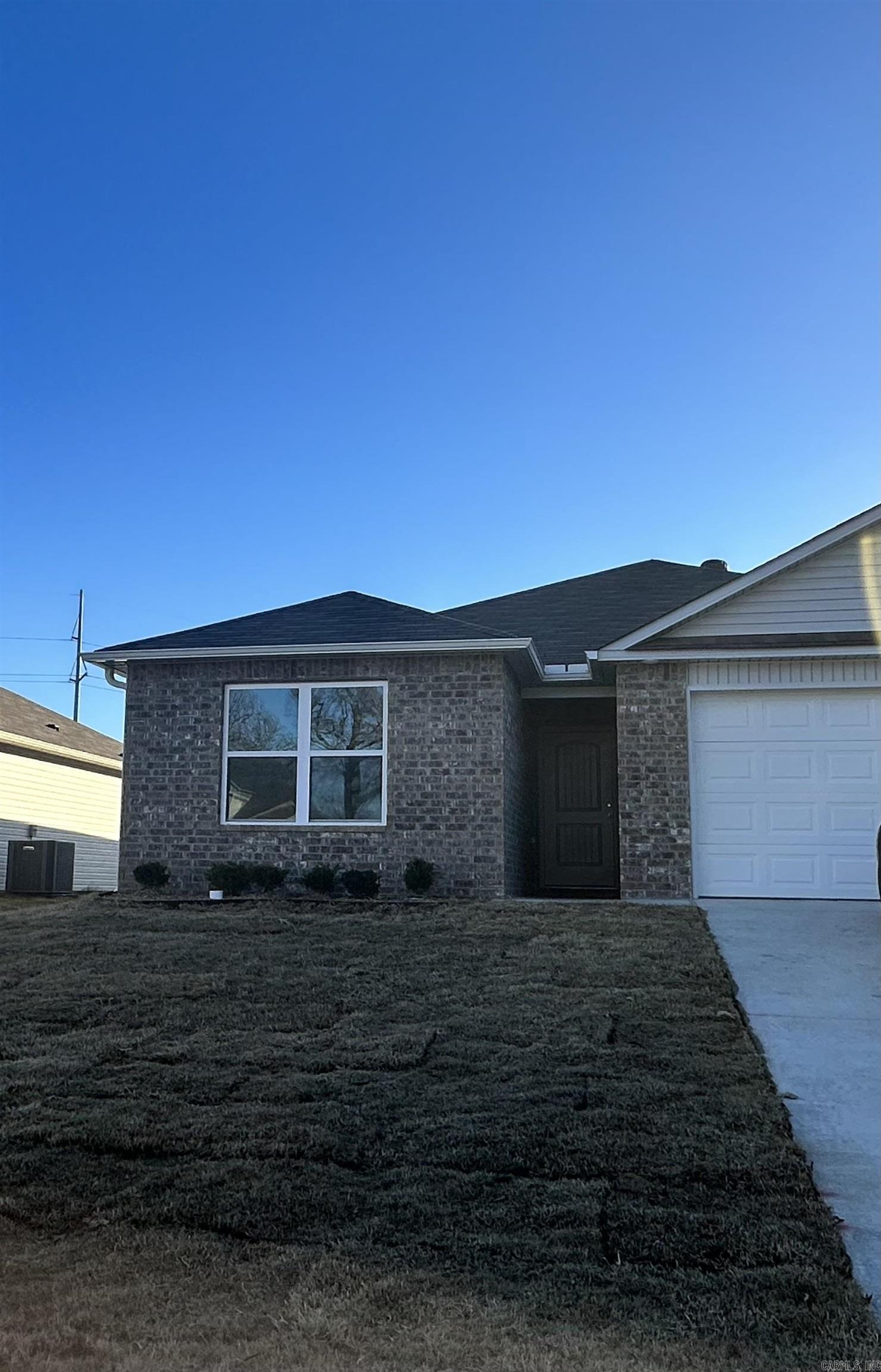 Taylor plan  THIS HOME IS SCHEDULED TO BE COMPLETE IN EARLY OCTOBER. PLEASE NOTE: The city that governs this home is SHERWOOD. The mailing address for this property is NORTH LITTLE ROCK because of ZIP Code placement.