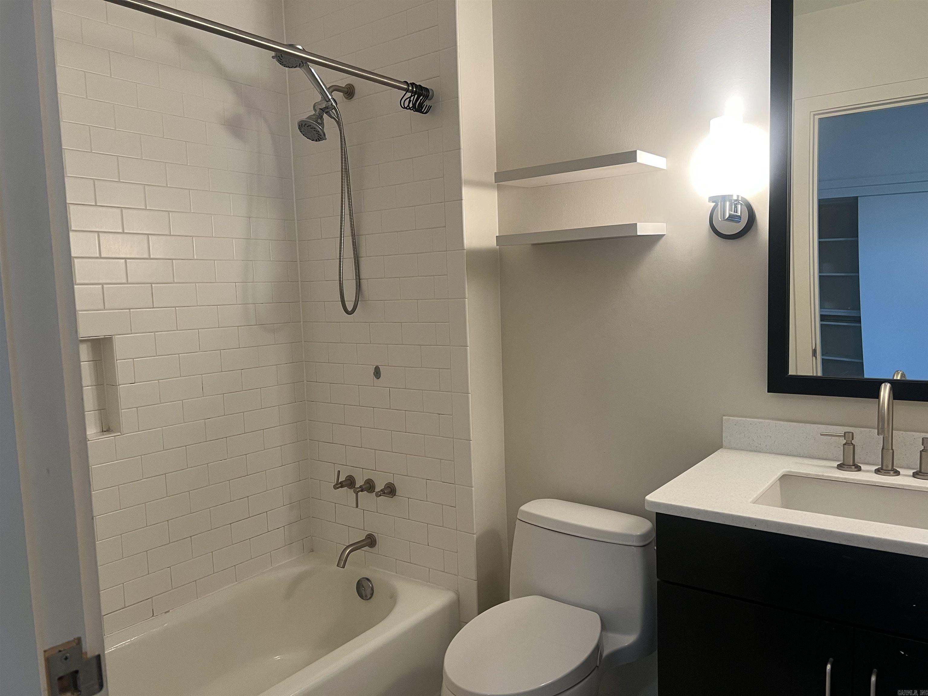 300 THIRD HPR - Residential