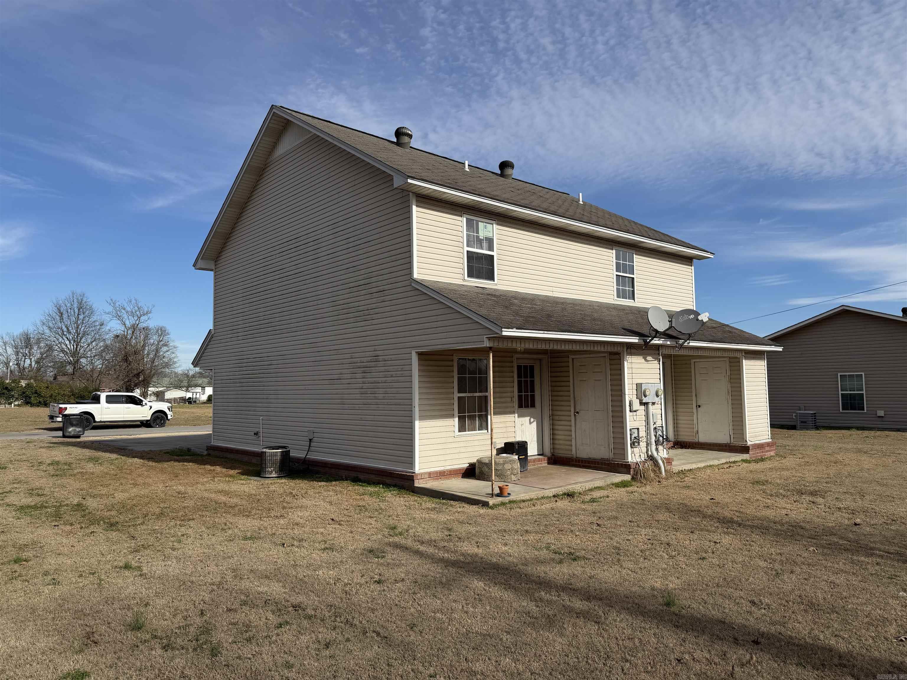 M&B PIGGOTT 2-20-8 - Residential Income