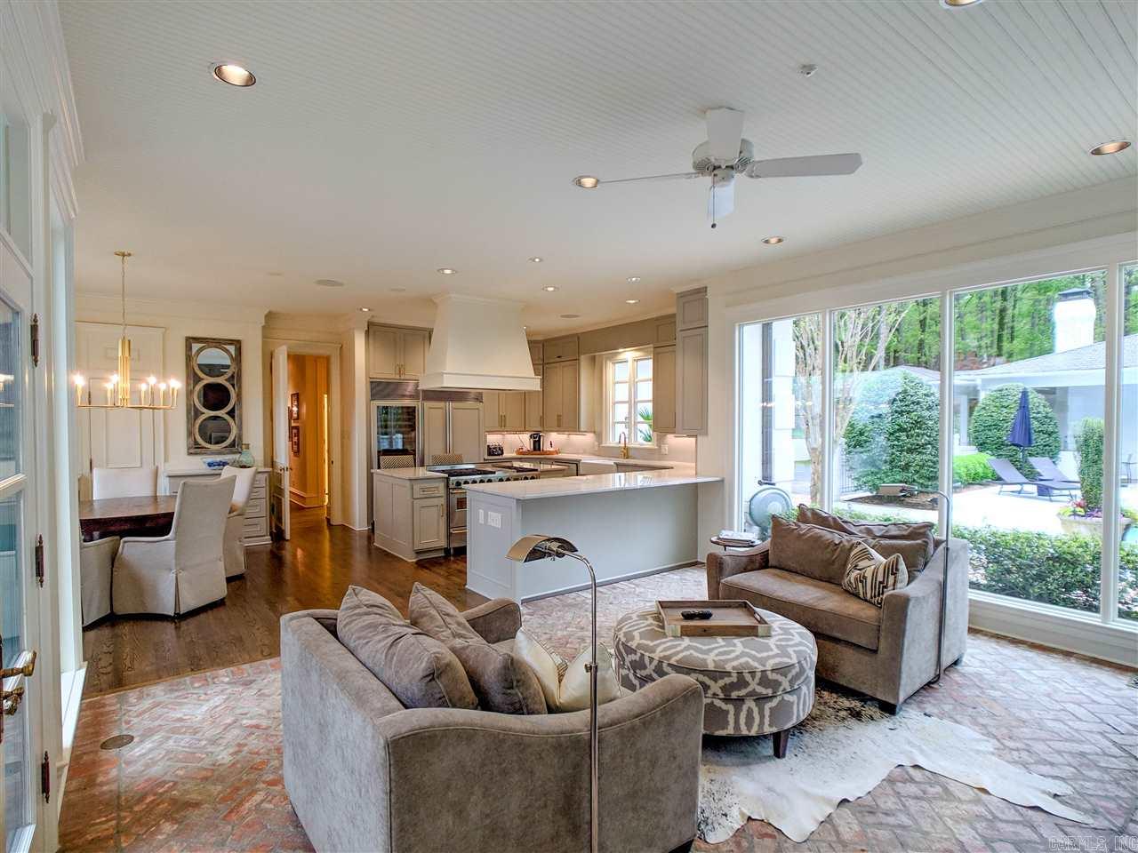 HICKORY HILLS - Residential