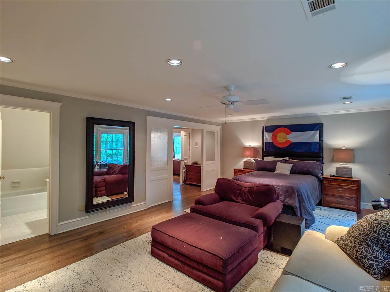 HICKORY HILLS - Residential