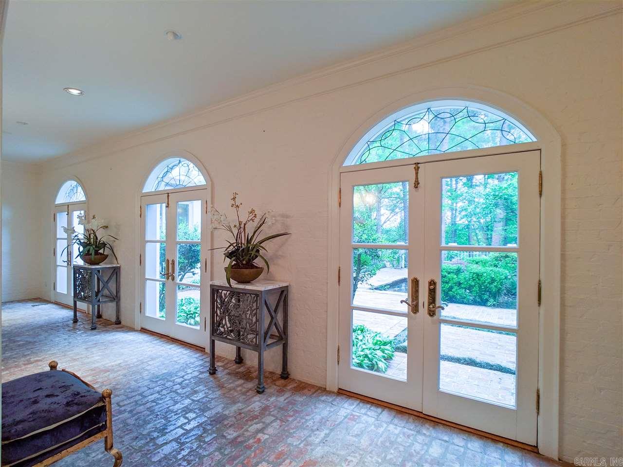 HICKORY HILLS - Residential