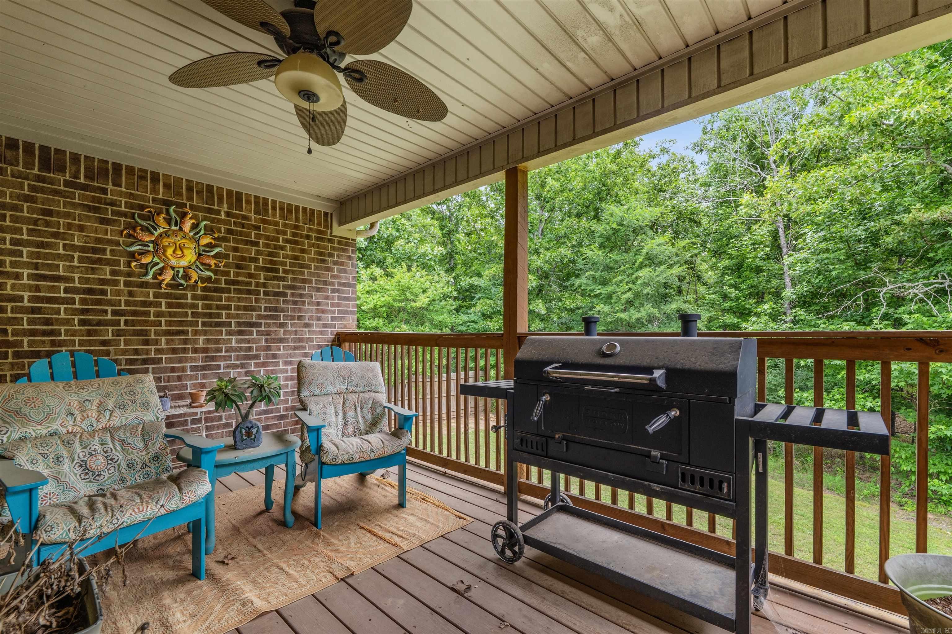 LOST CREEK ESTATES - Residential
