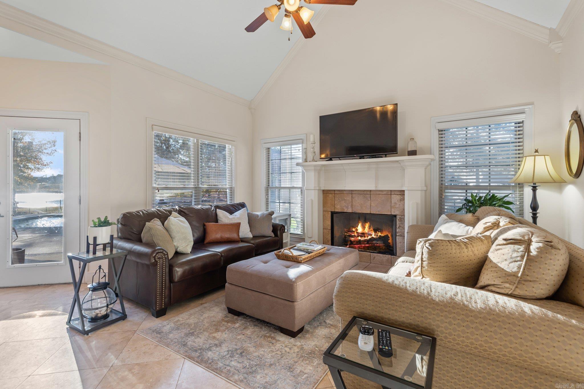 HURRICANE LAKE EST - Residential
