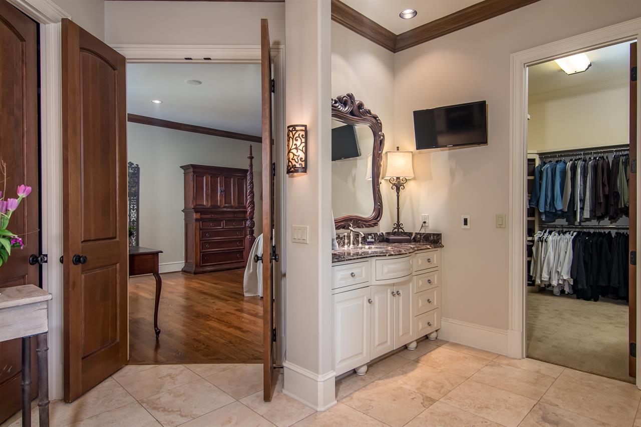 HICKORY CREEK - Residential
