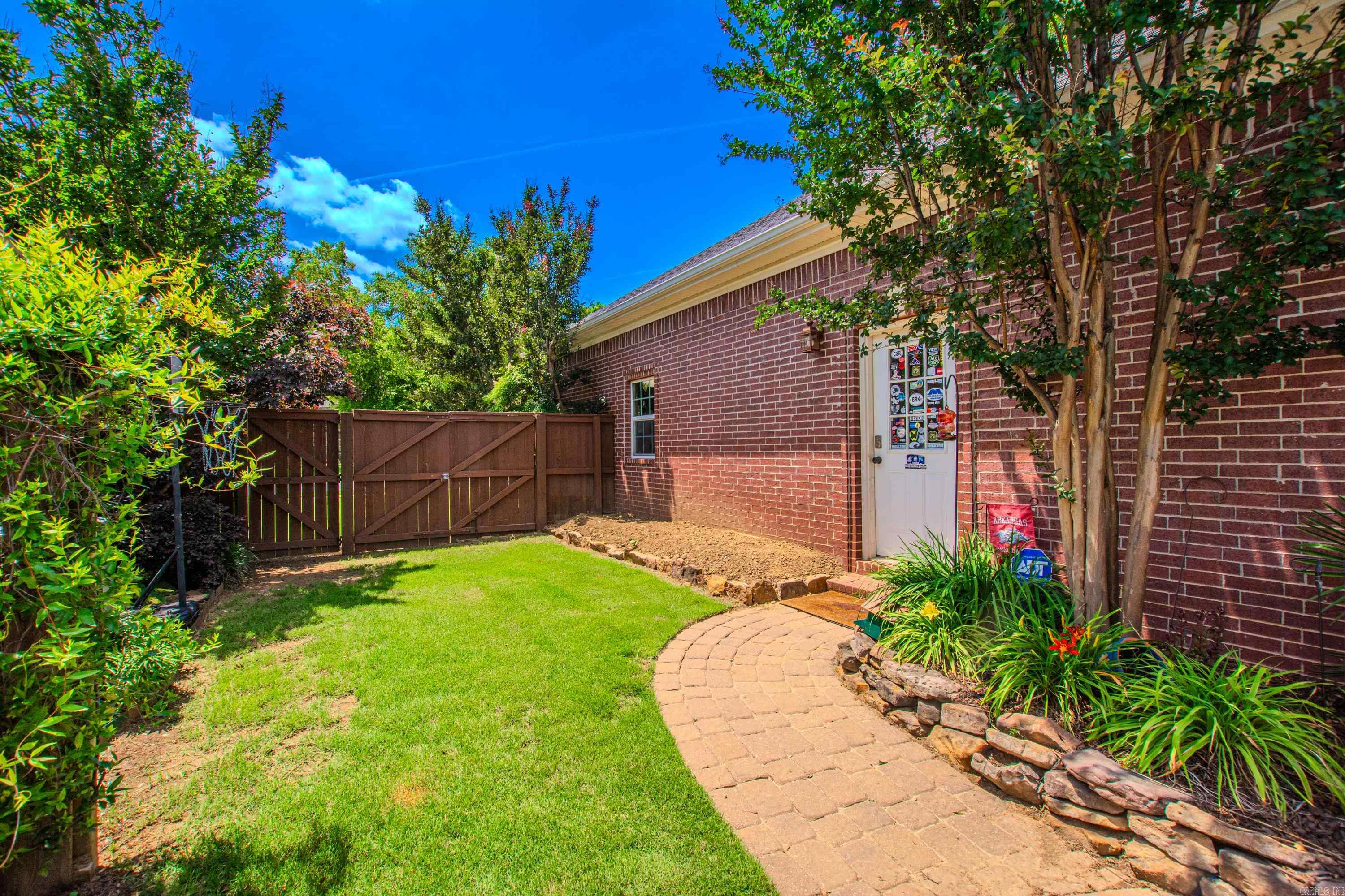 WESTPOINTE - Residential