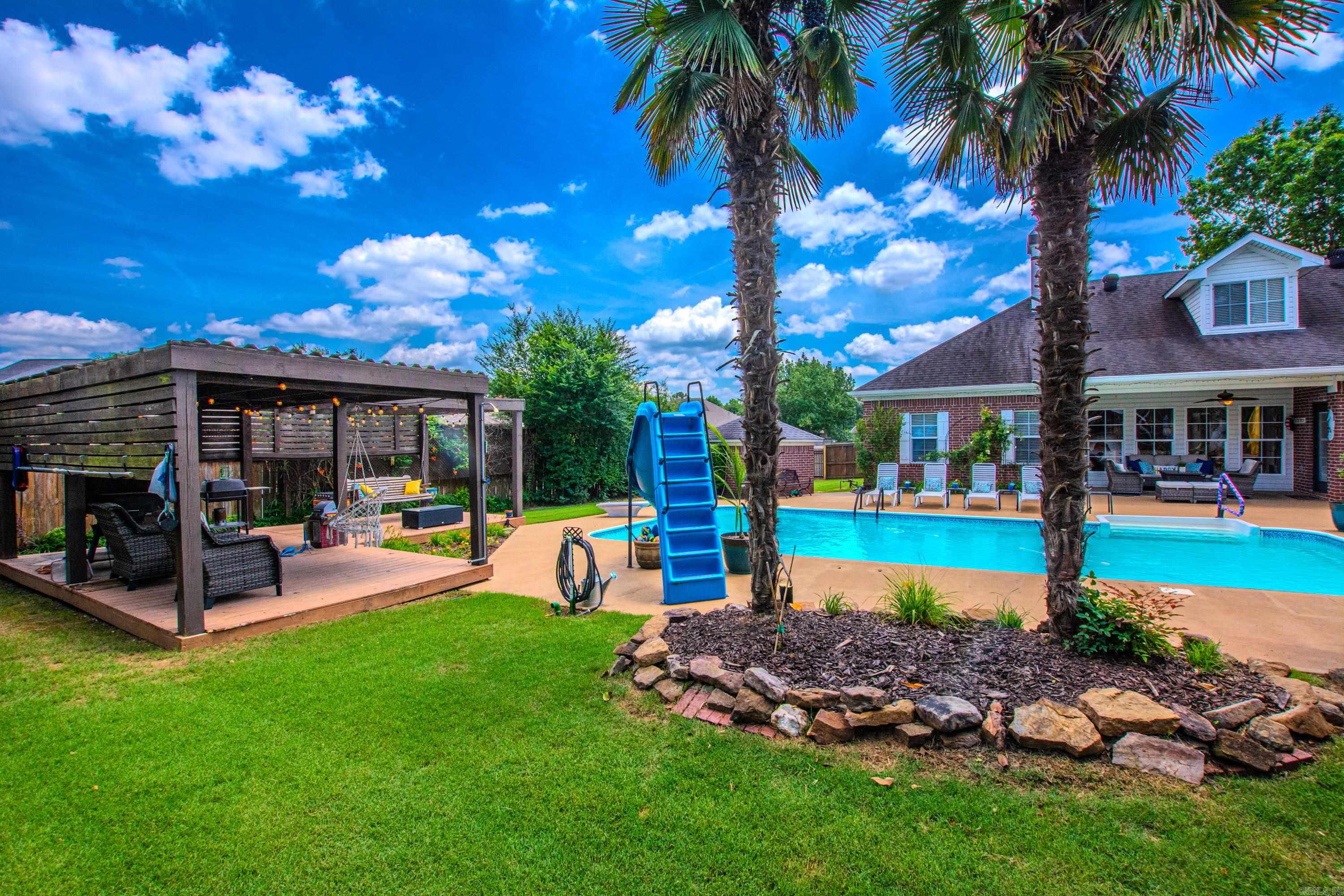 WESTPOINTE - Residential