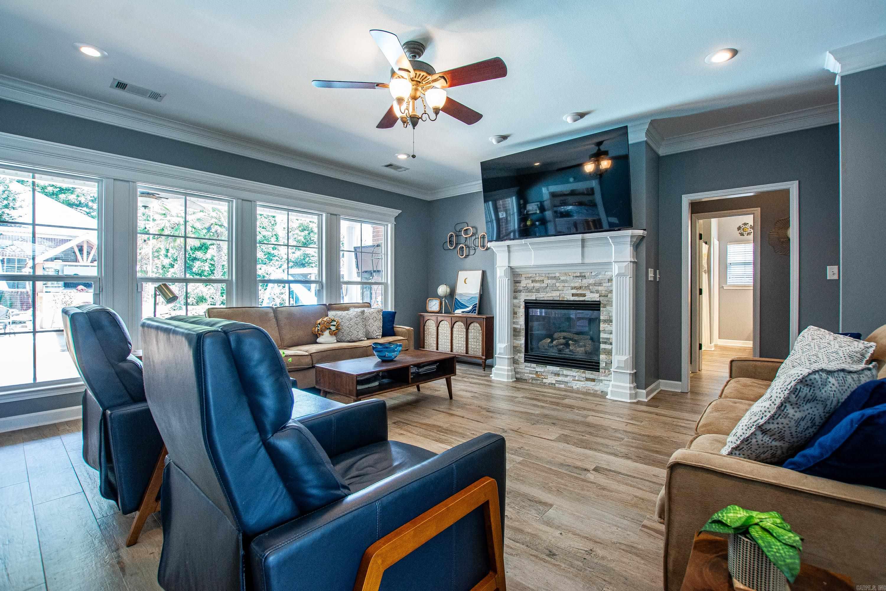 WESTPOINTE - Residential