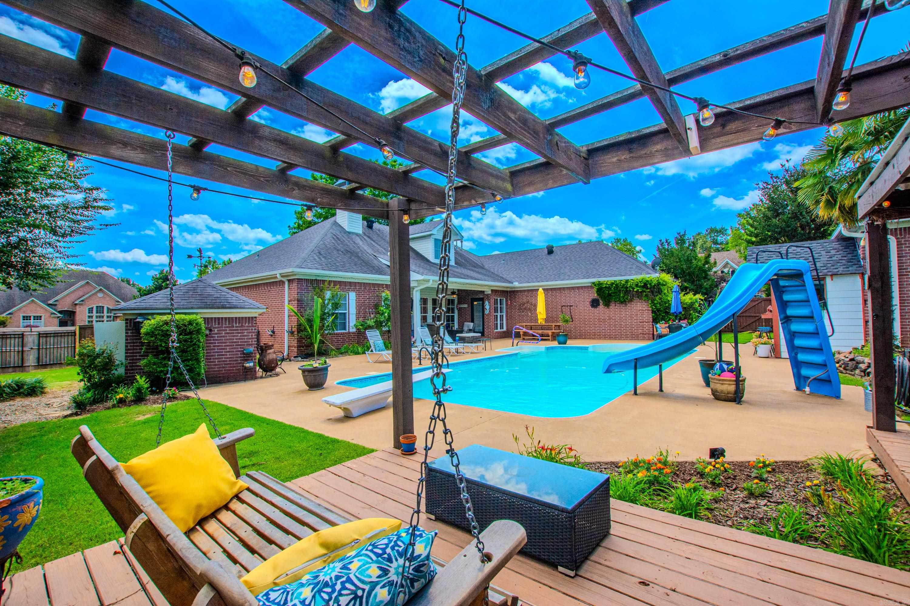 WESTPOINTE - Residential