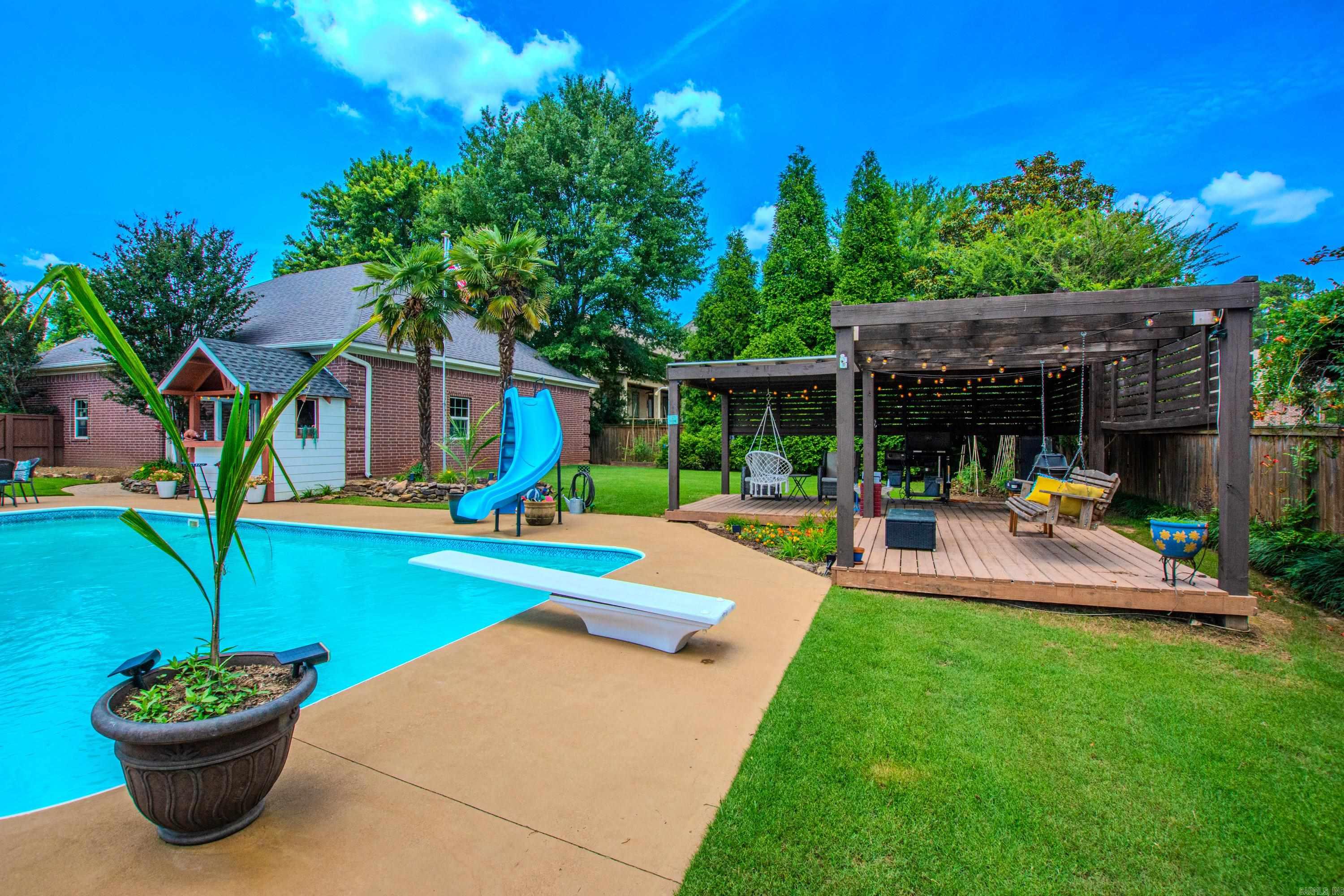 WESTPOINTE - Residential