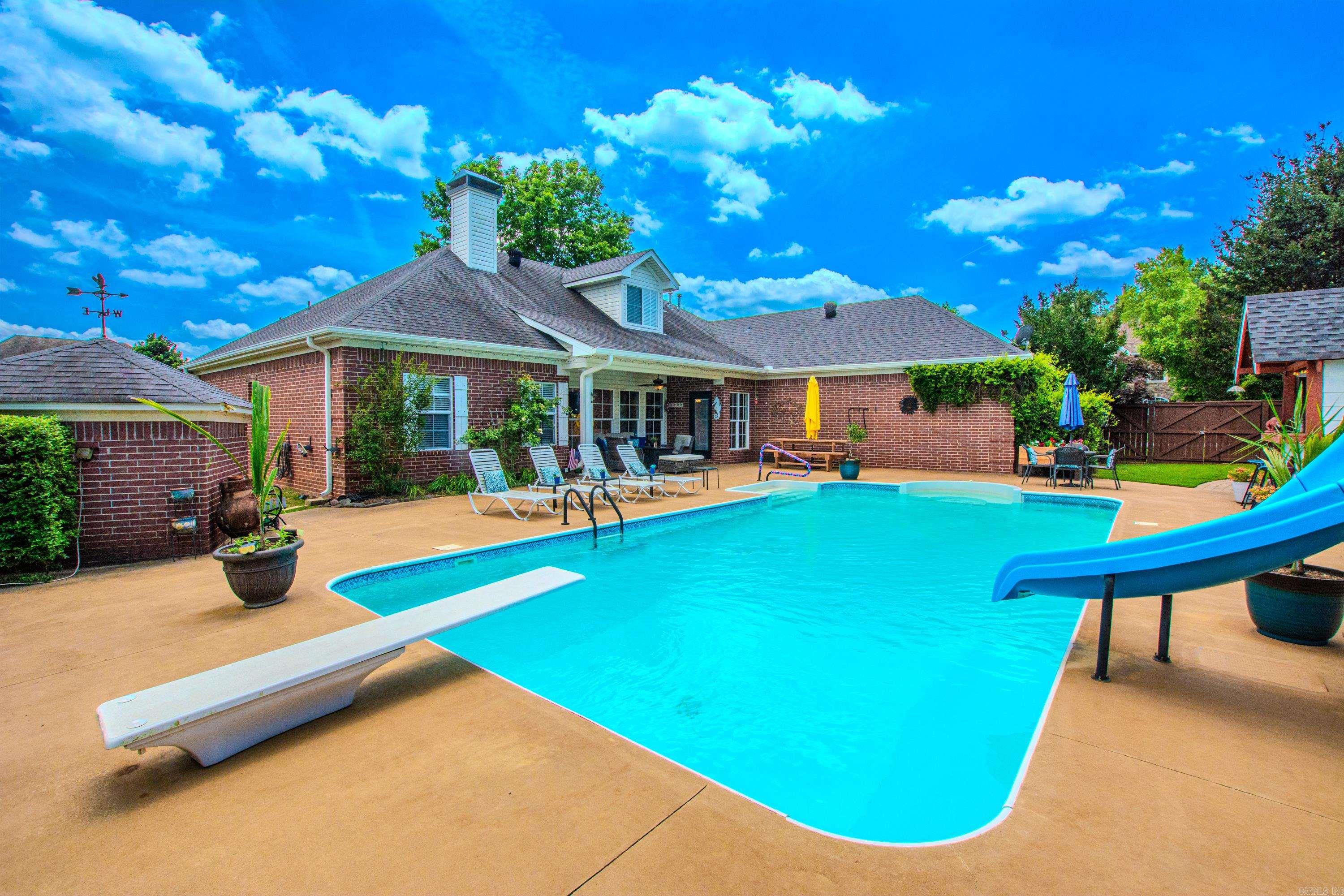 WESTPOINTE - Residential