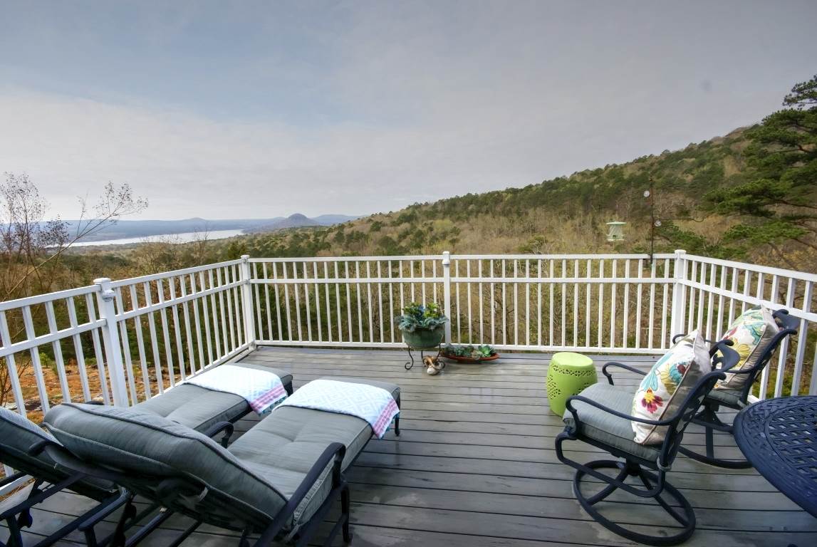 INDIAN HILLS - Residential