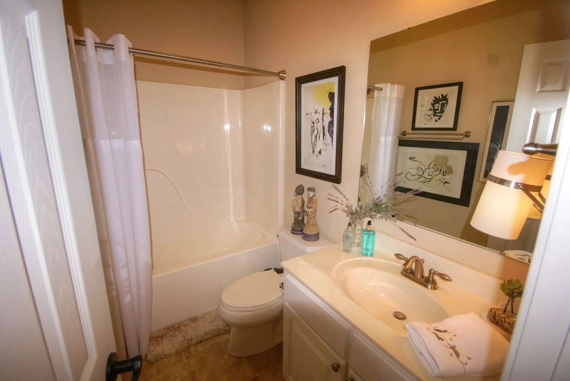 INDIAN HILLS - Residential