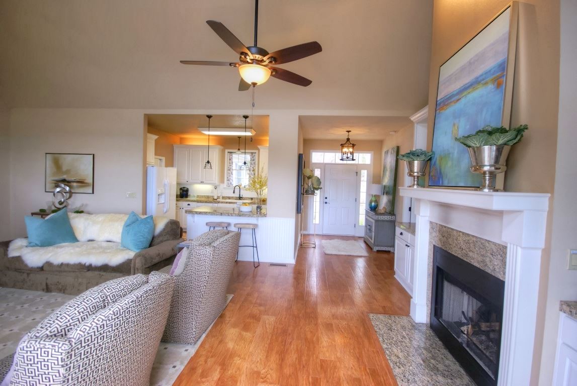 INDIAN HILLS - Residential