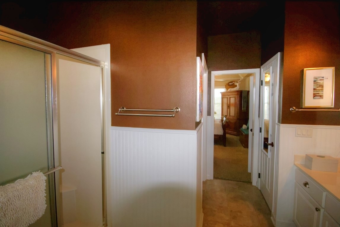 INDIAN HILLS - Residential