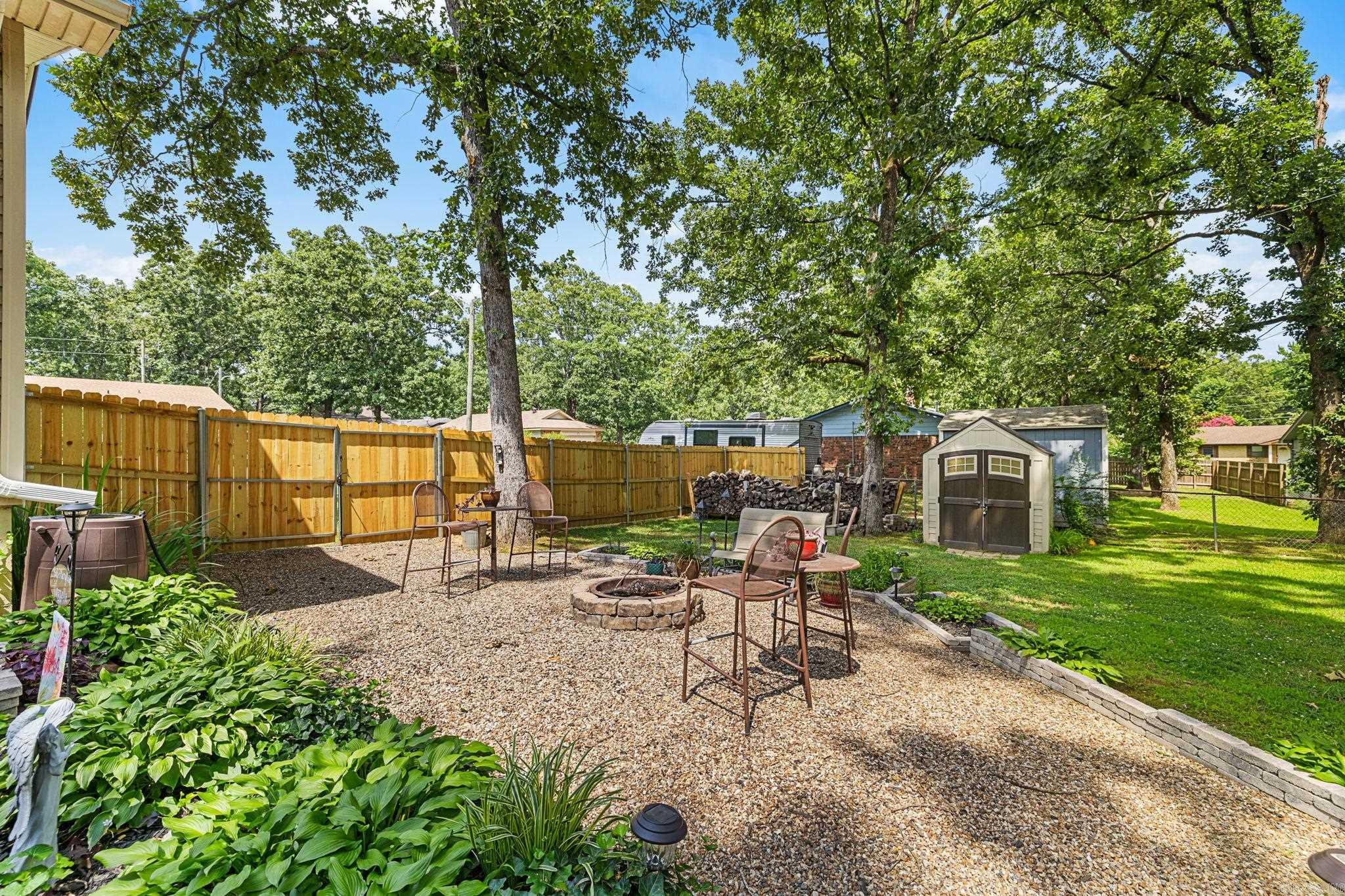 DEEREWOOD - Residential
