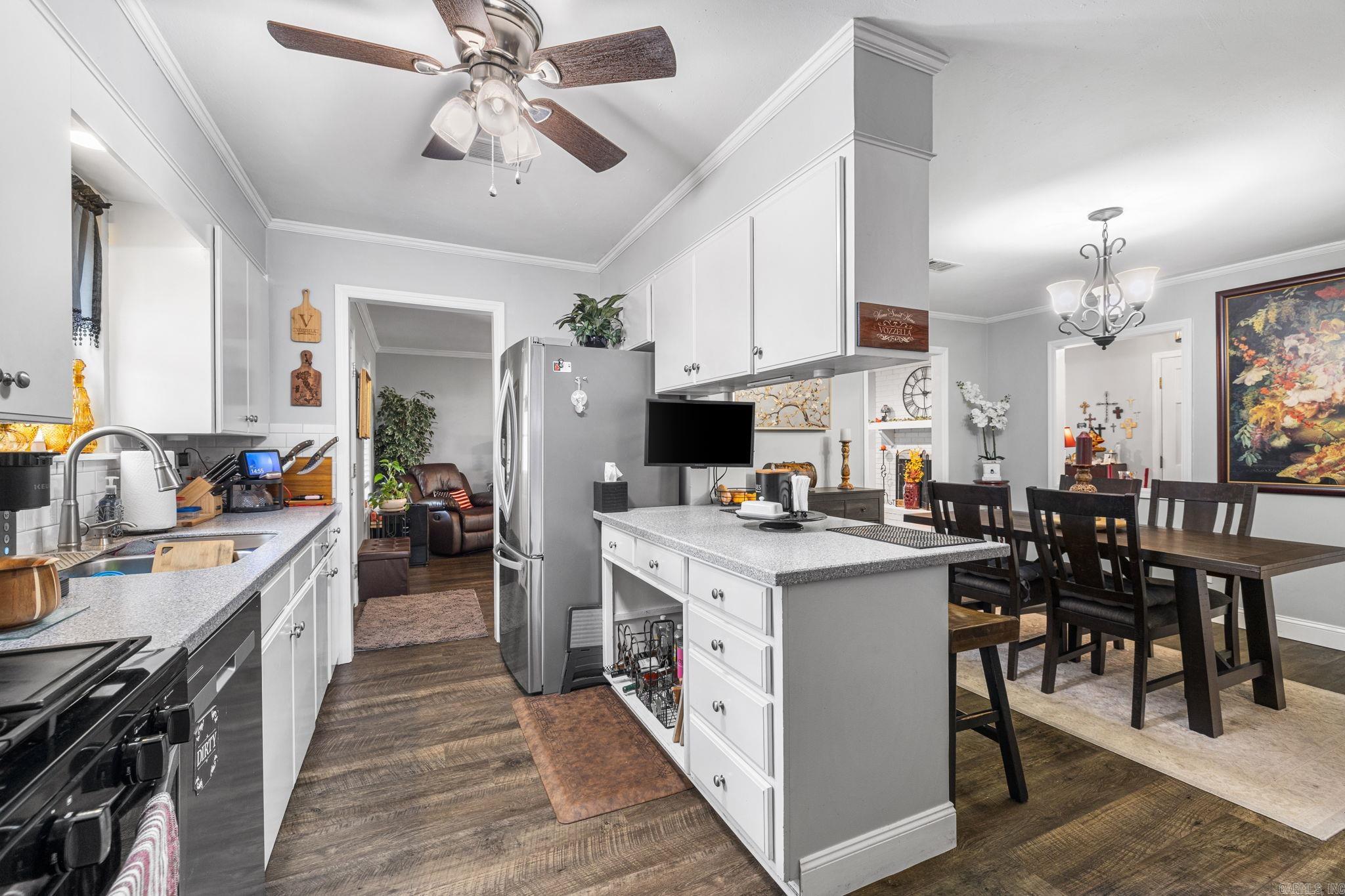 DEEREWOOD - Residential