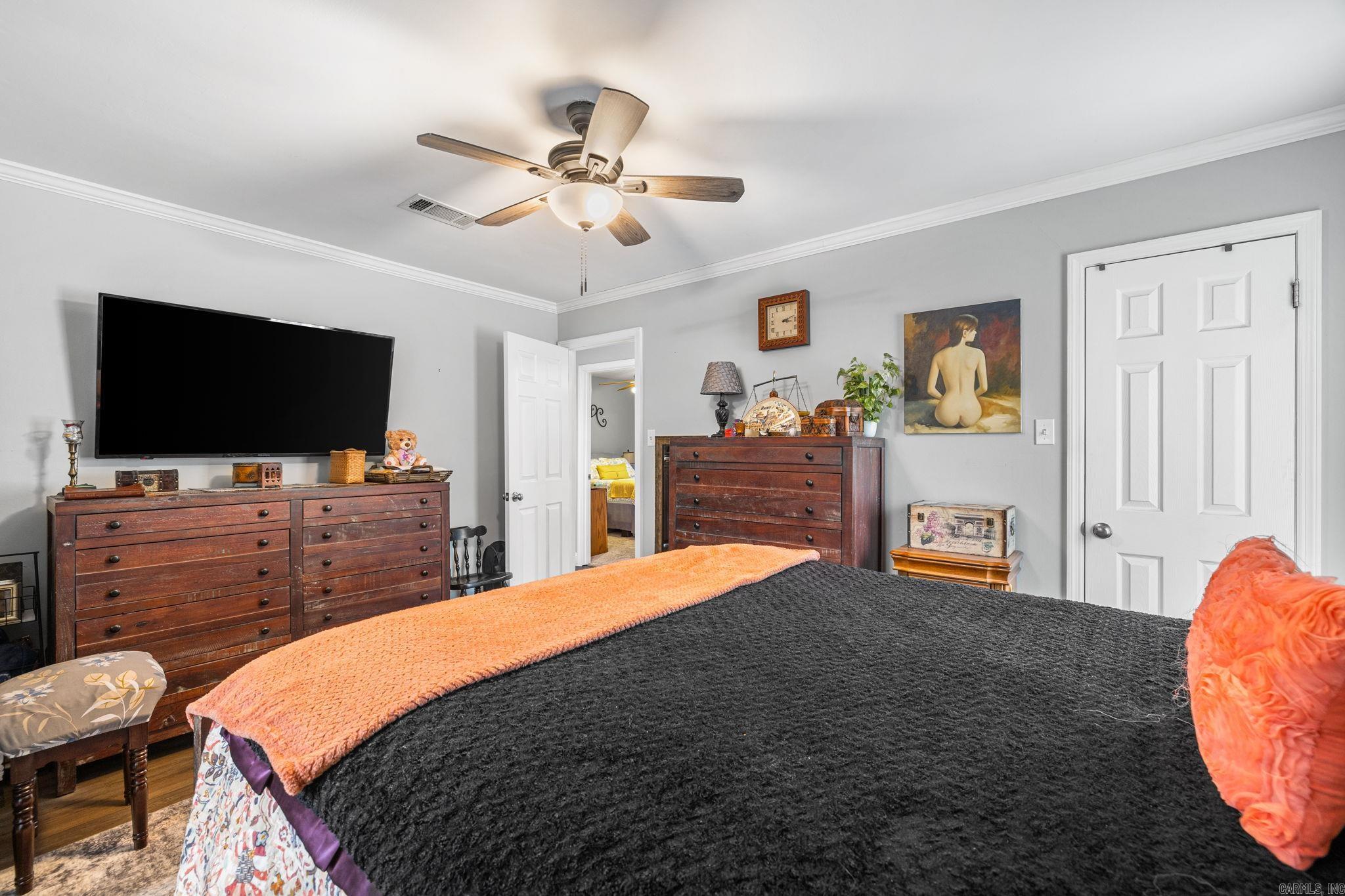 DEEREWOOD - Residential