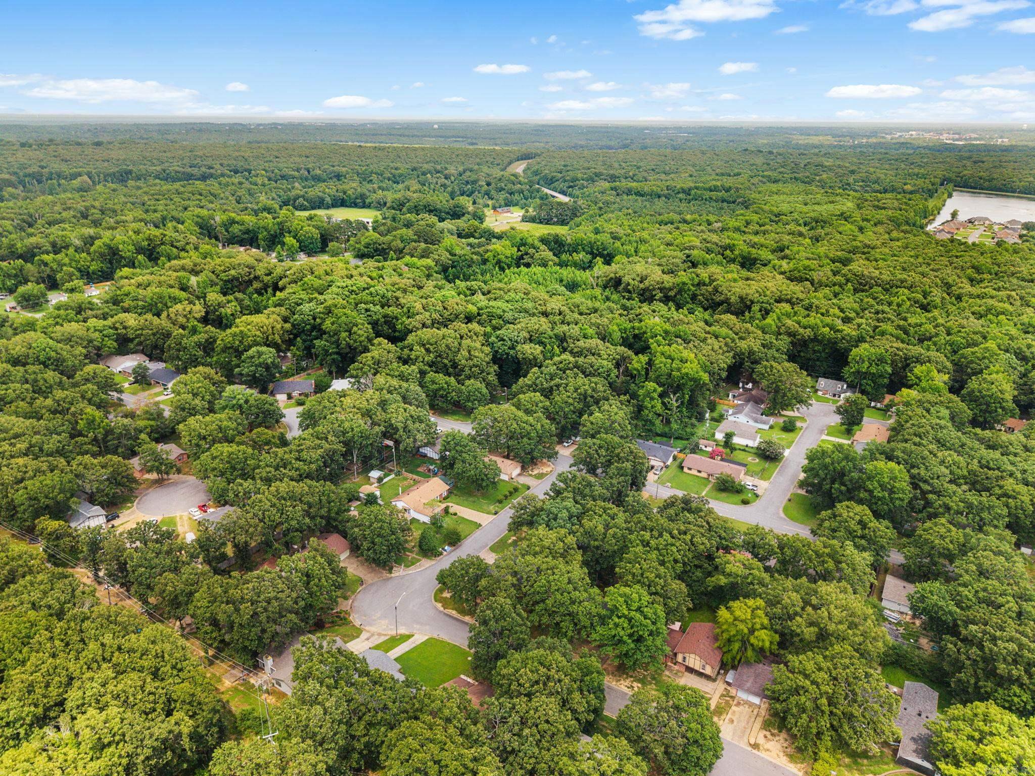 DEEREWOOD - Residential