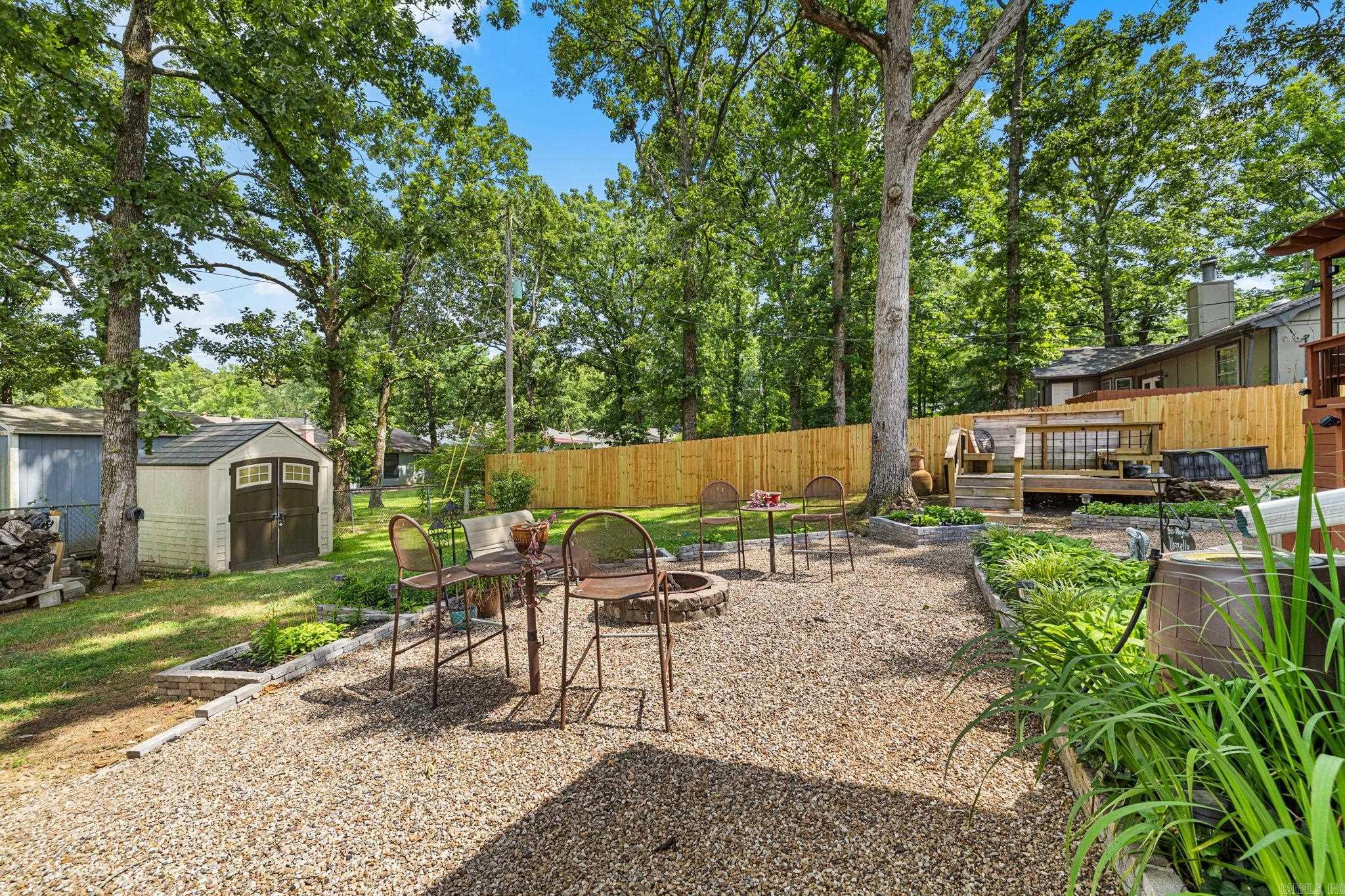 DEEREWOOD - Residential