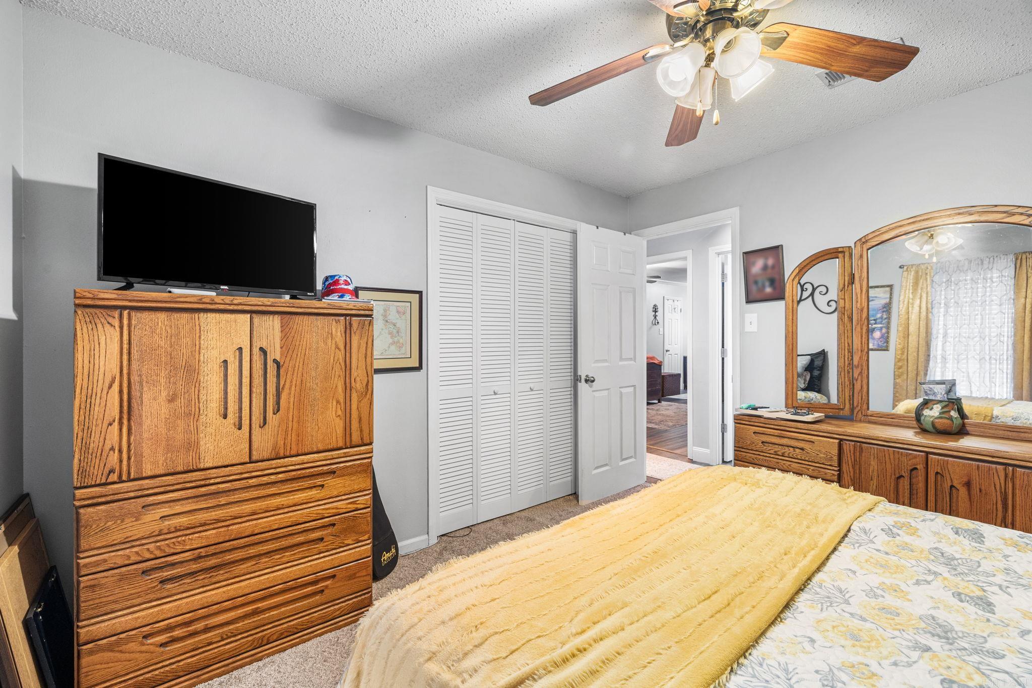 DEEREWOOD - Residential