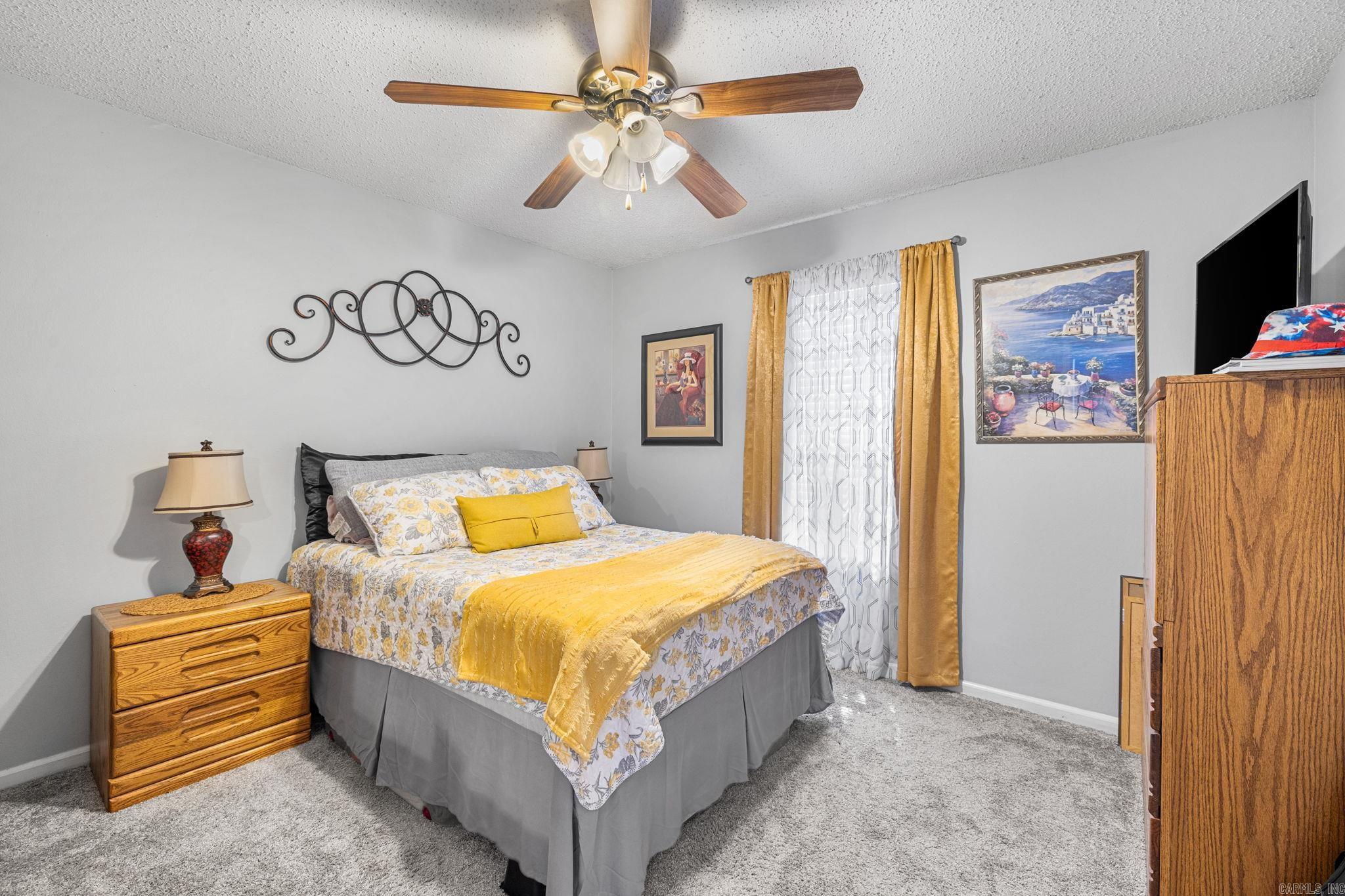 DEEREWOOD - Residential